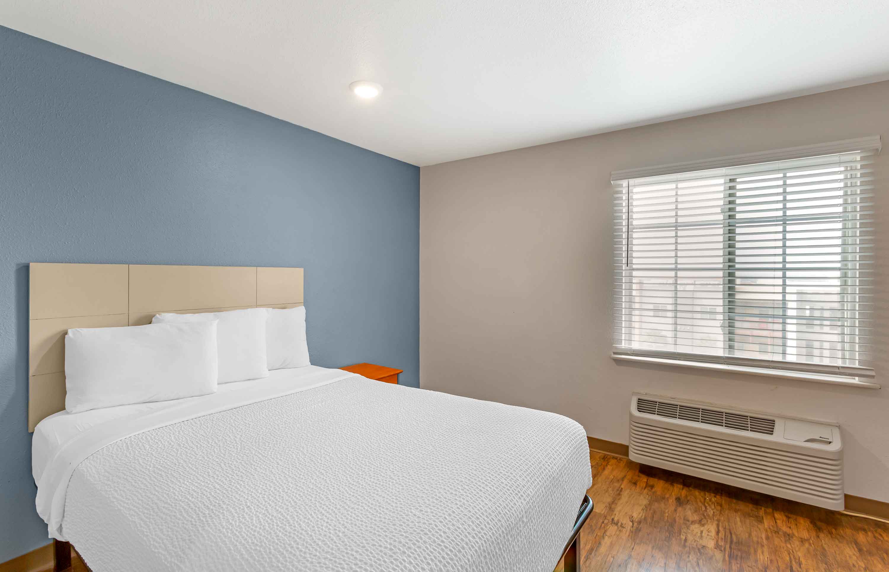 Studio Suite - 1 Full Bed