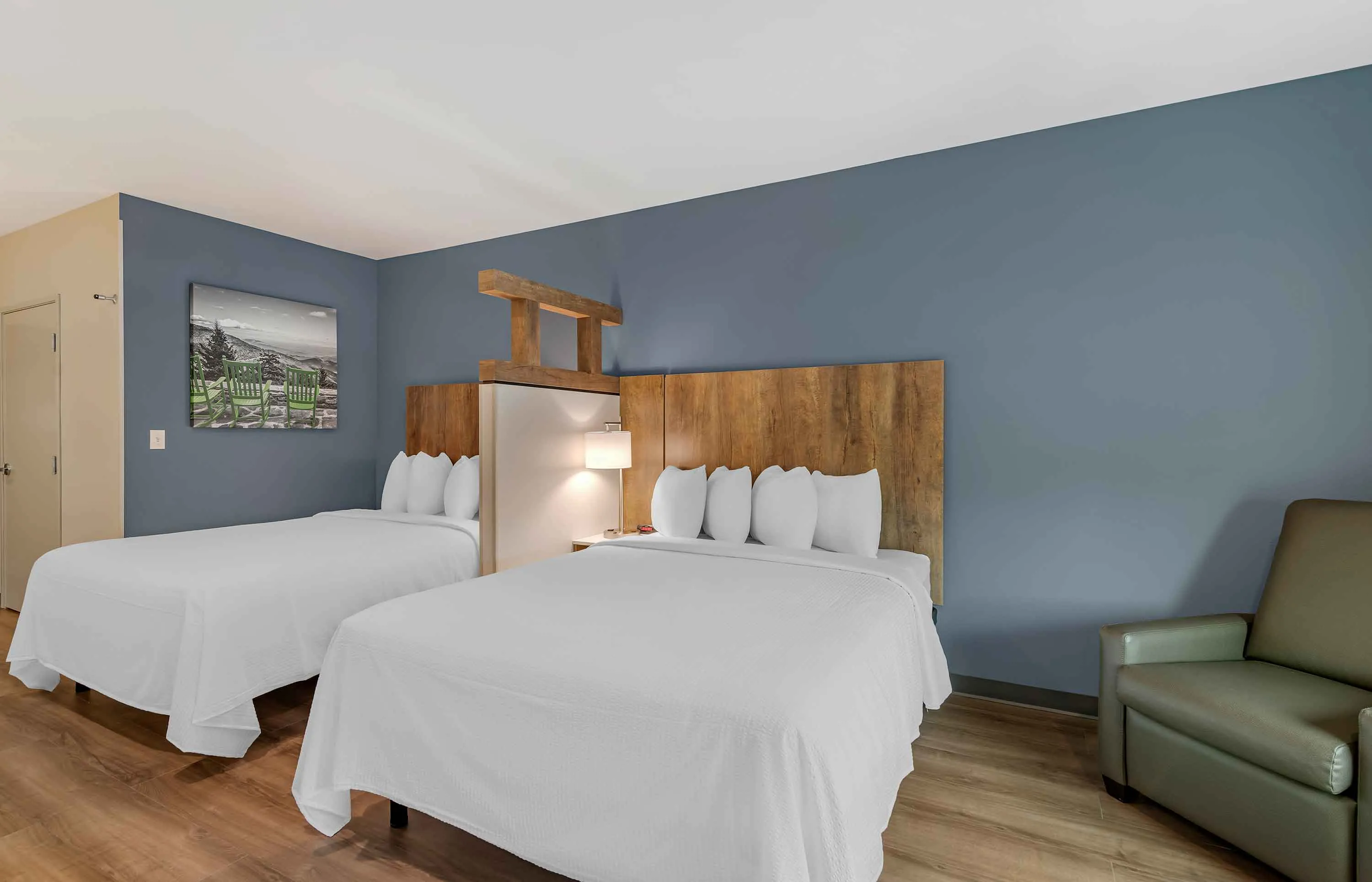 Superior Studio - 2 Full Beds