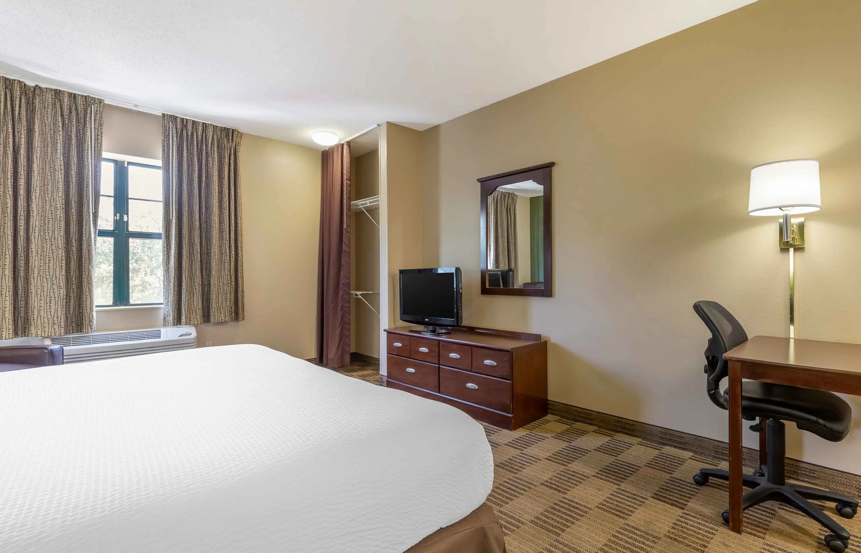 Studio Suite - 1 King Bed