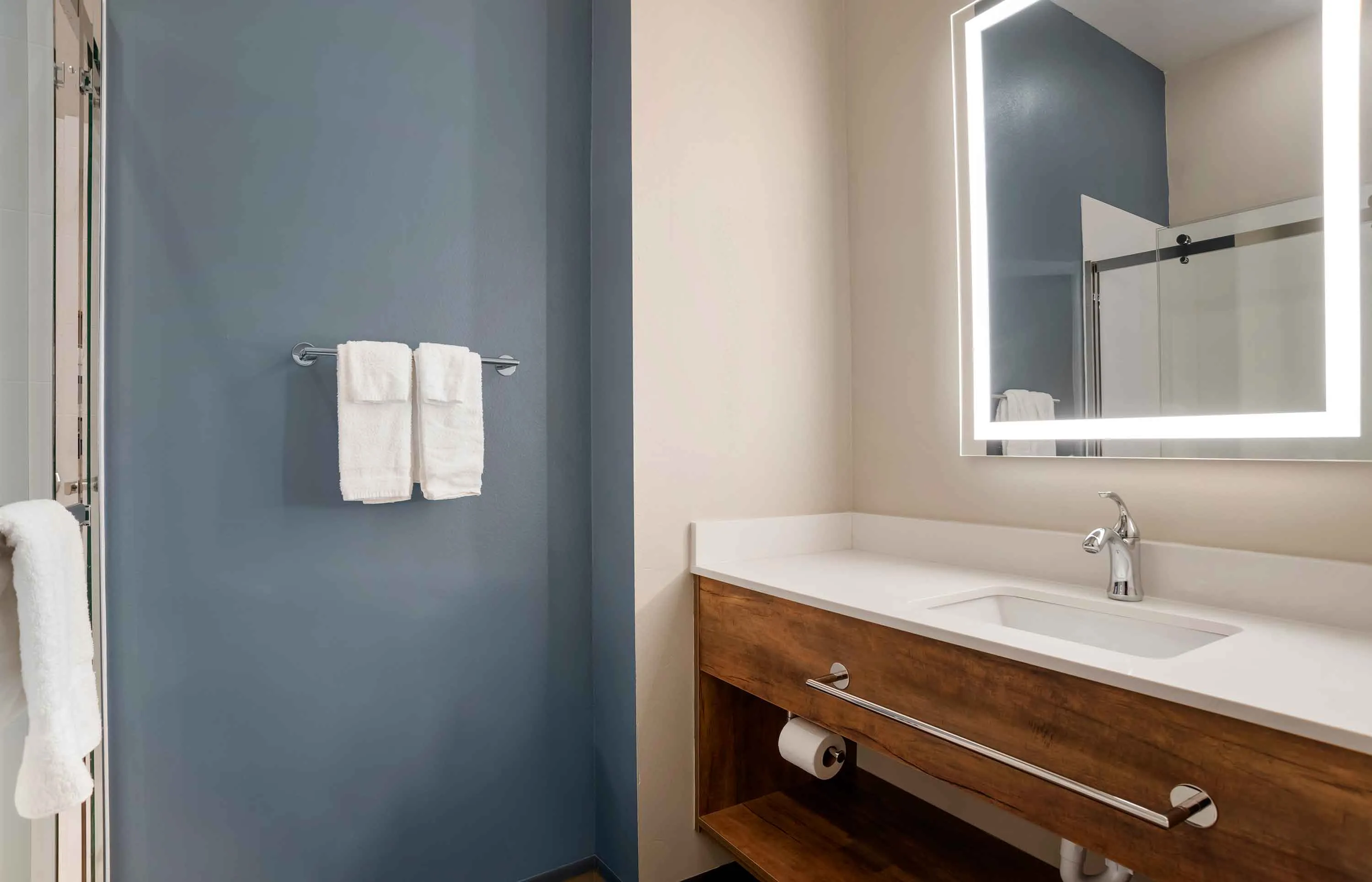 Superior Studio - 2 Full Beds