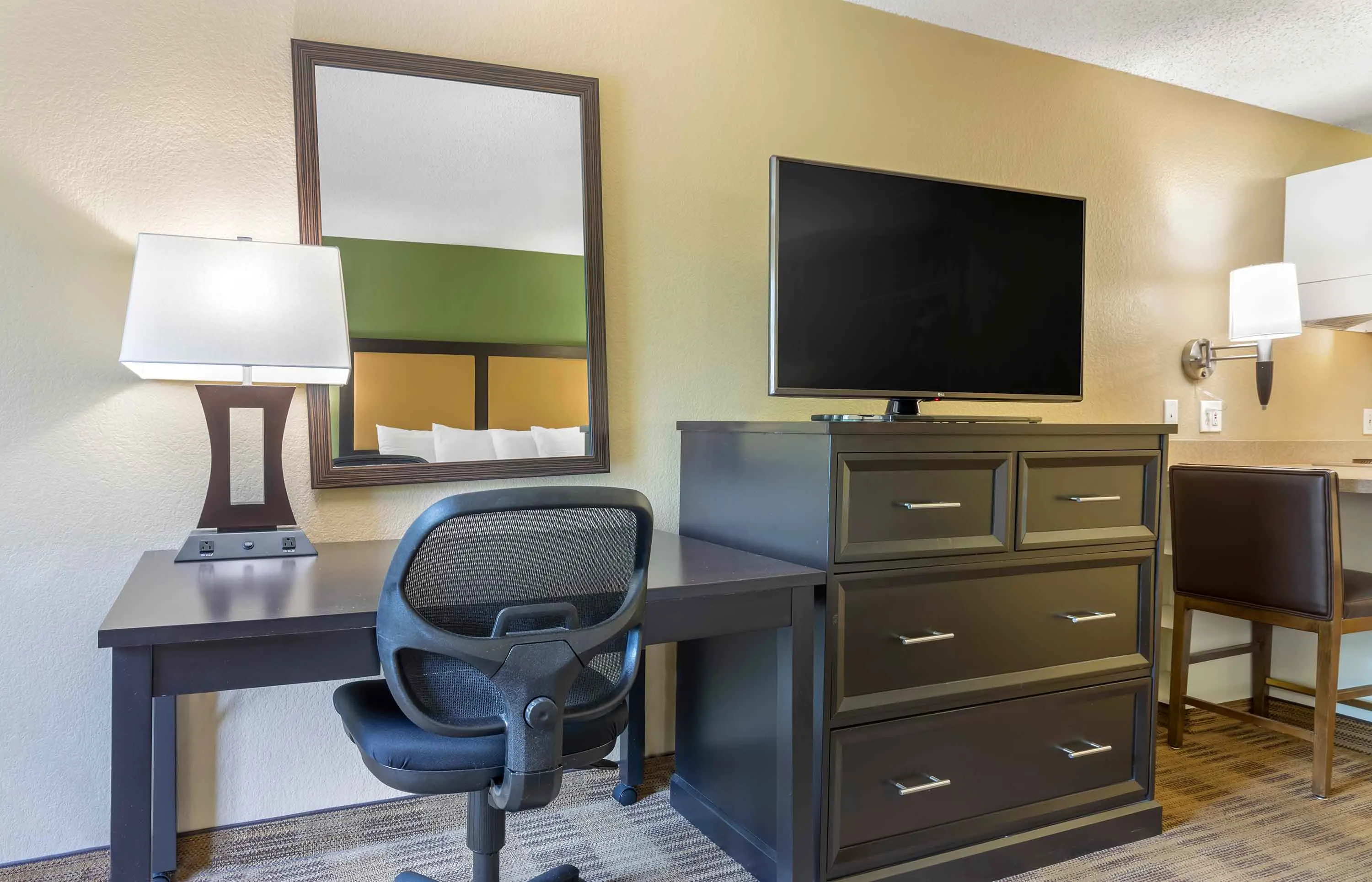 Studio Suite - 1 King Bed