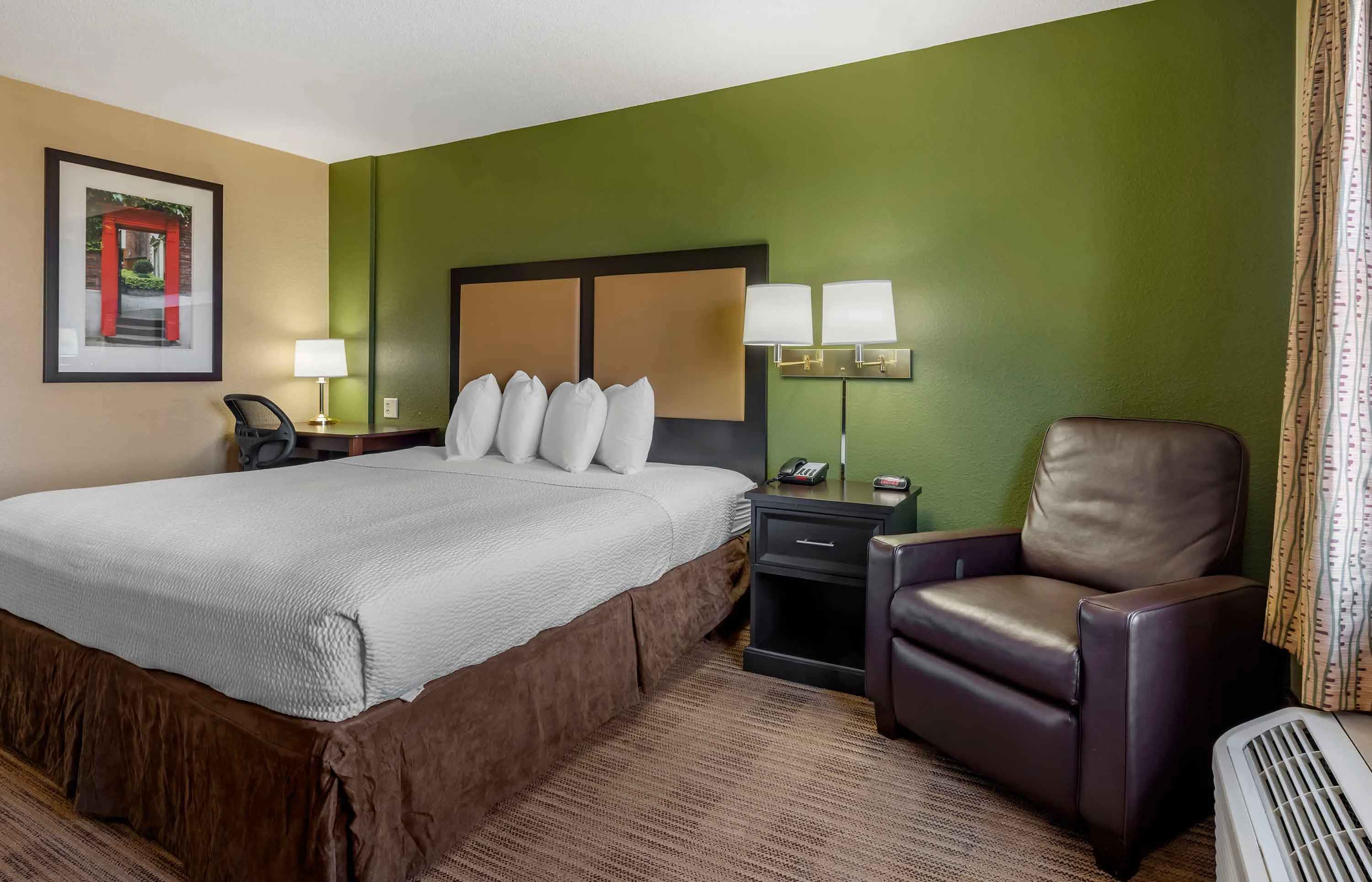 Studio Suite - 1 King Bed