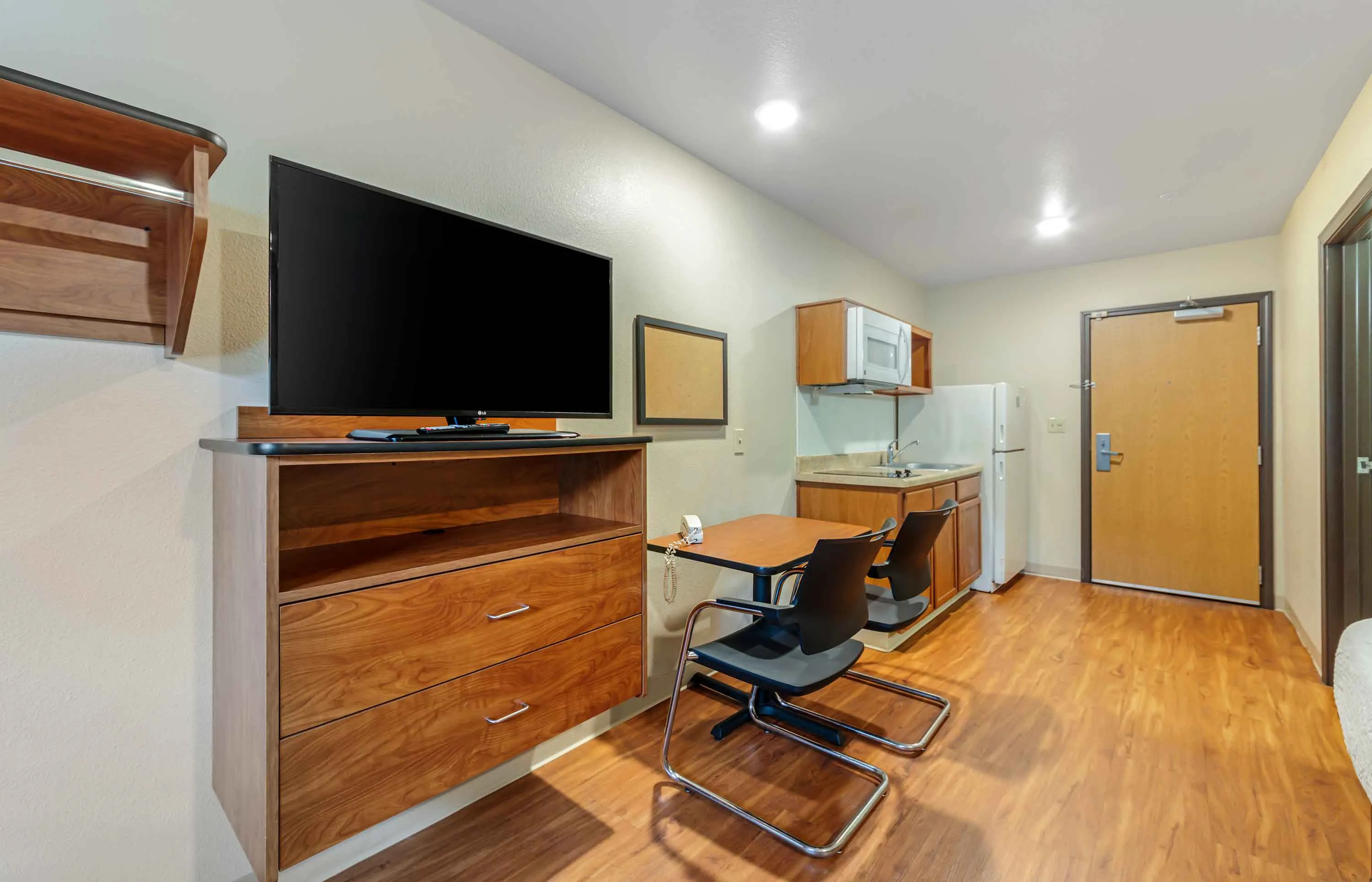Studio Suite - 2 Full Beds