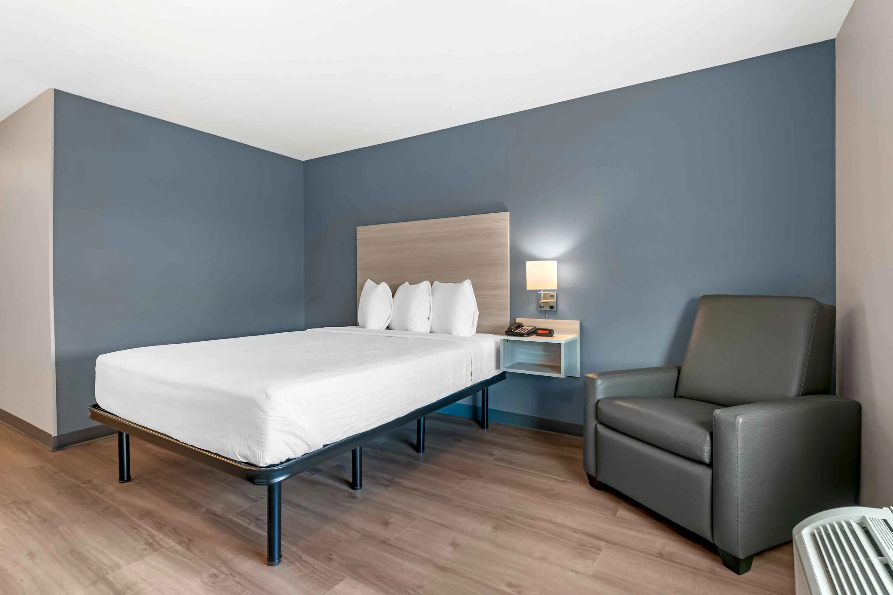 Studio Suite - 1 Queen Bed