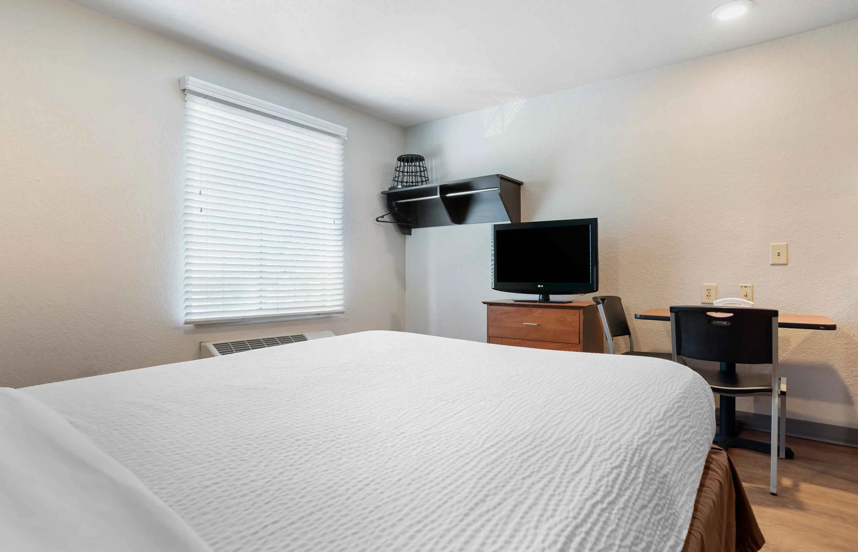 Studio Suite - 1 Full Bed
