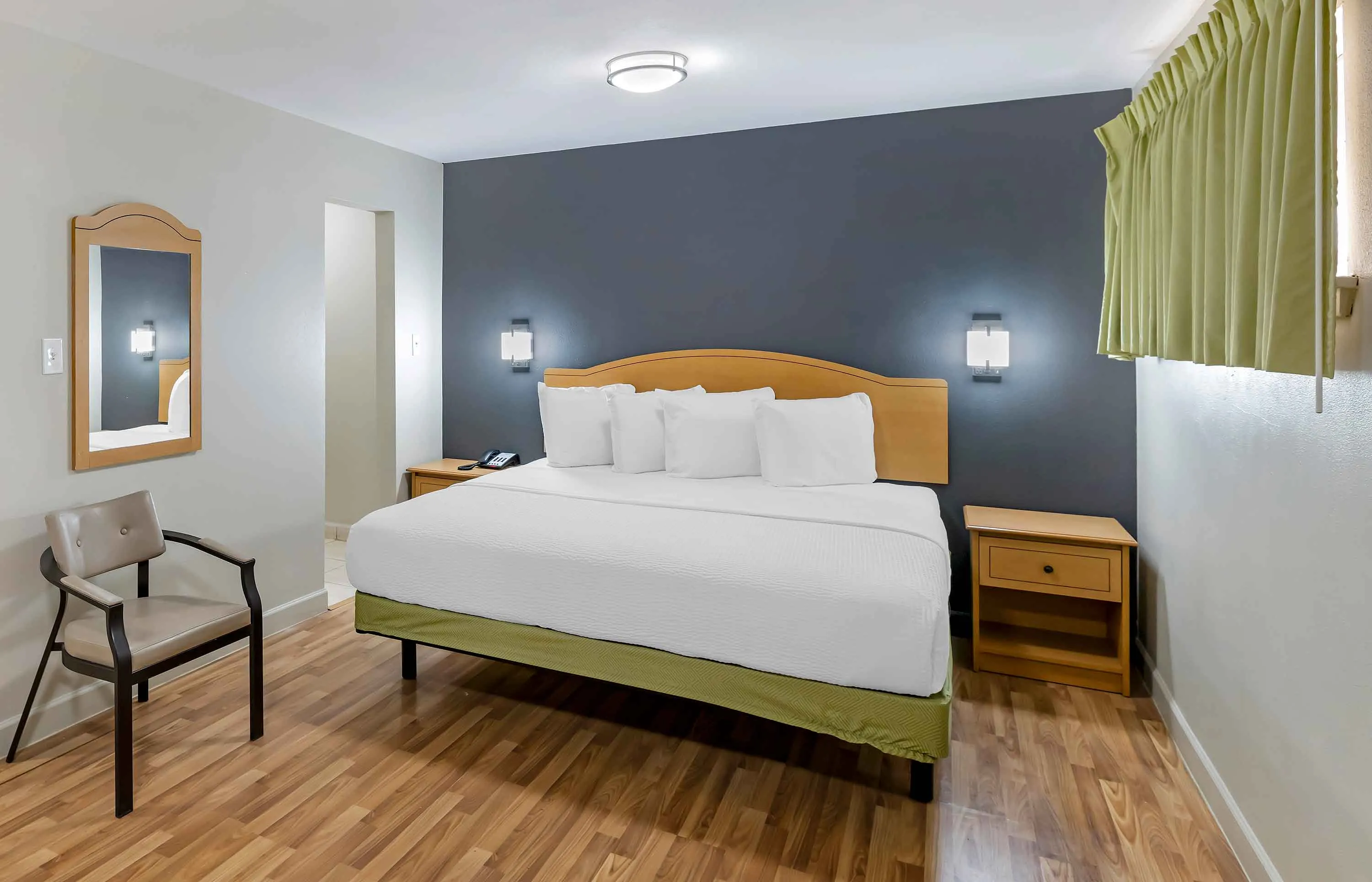 Studio Suite - 1 King Bed