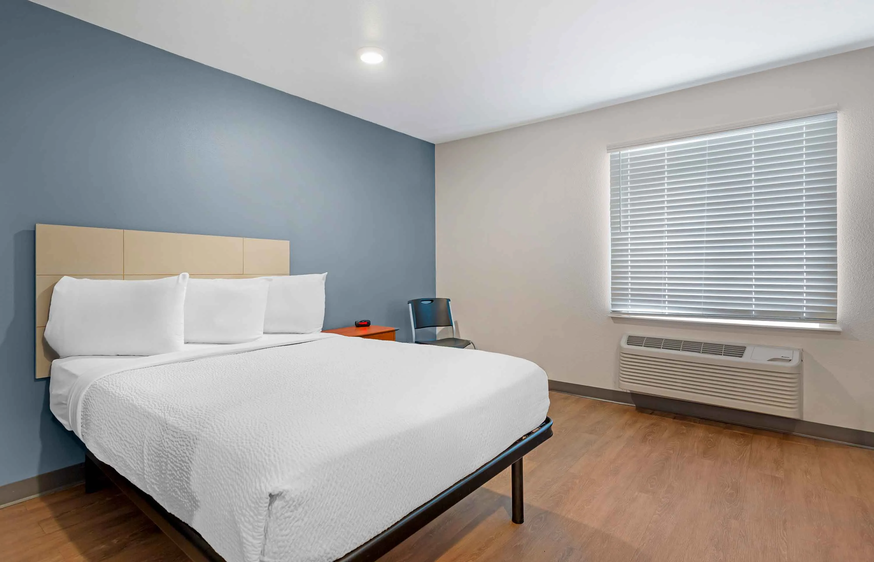 Studio Suite - 1 Full Bed