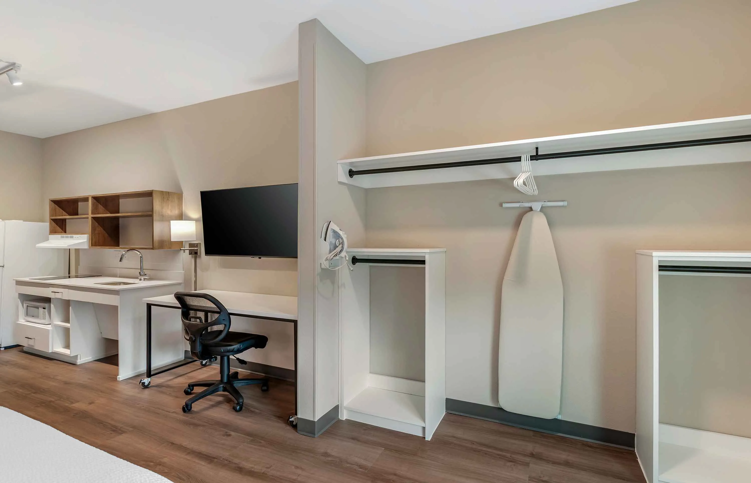 Studio Suite - 2 Queen Beds