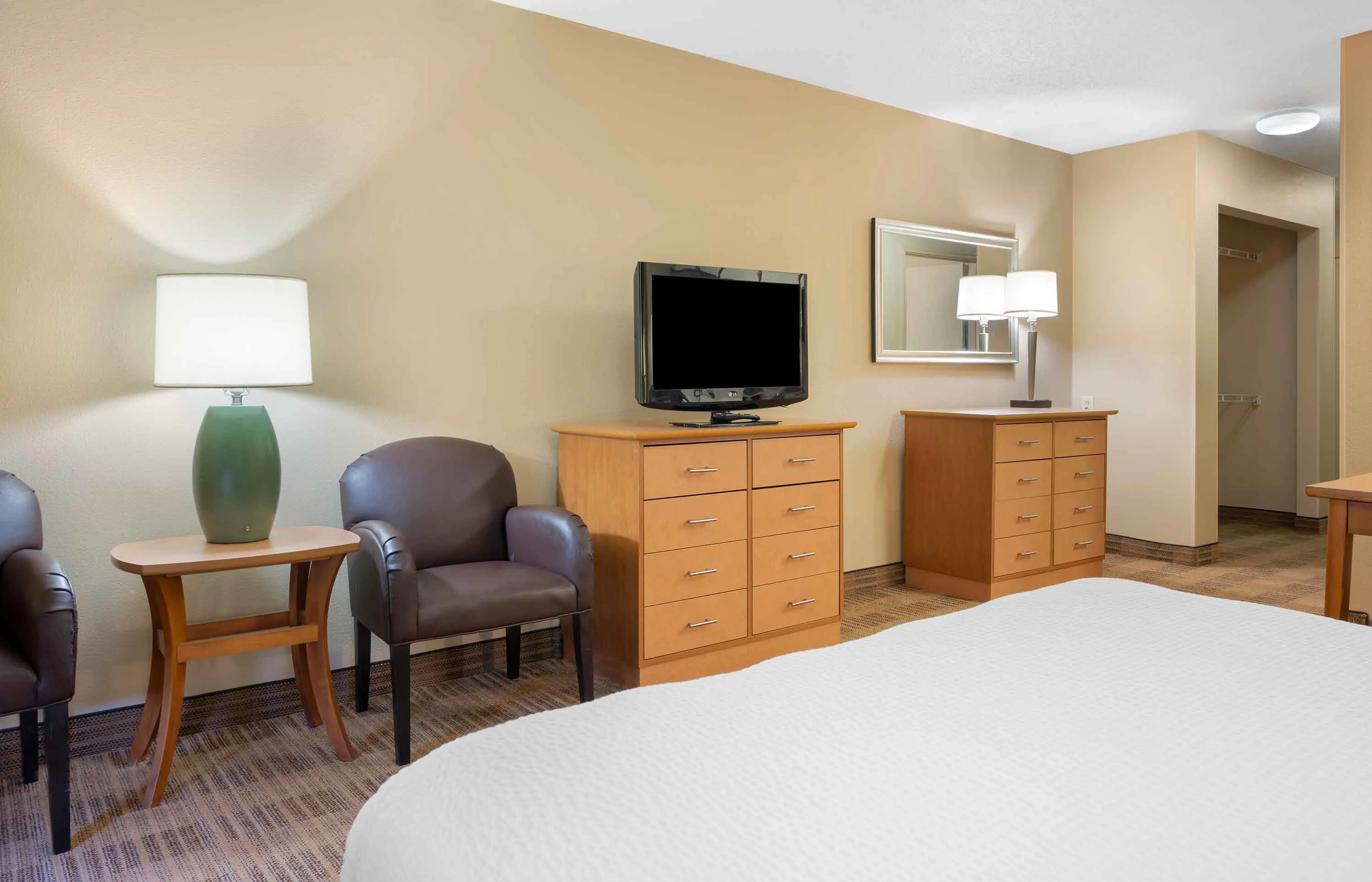 Studio Suite - 2 Queen Beds