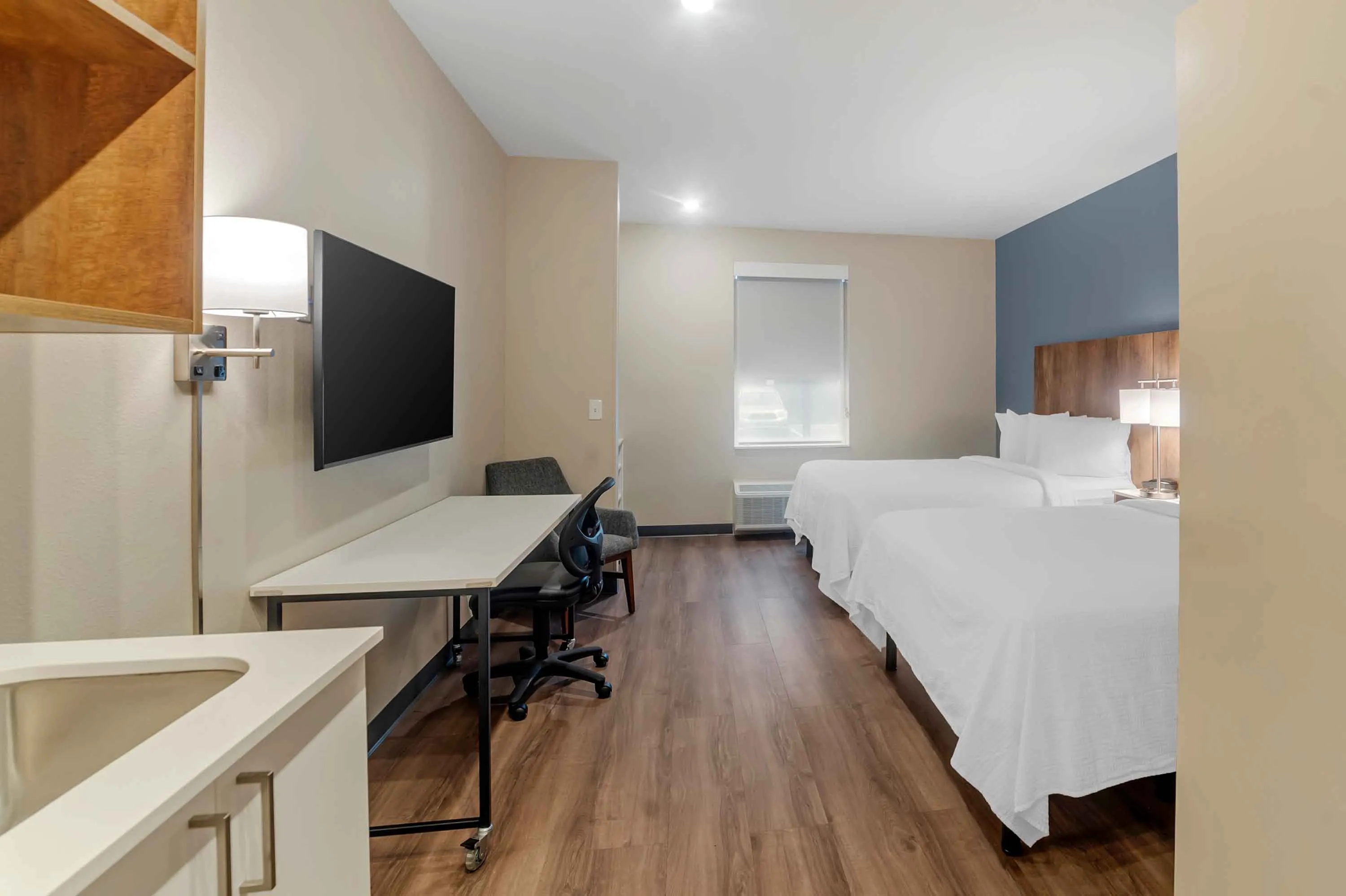 Studio Suite - 2 Queen Beds