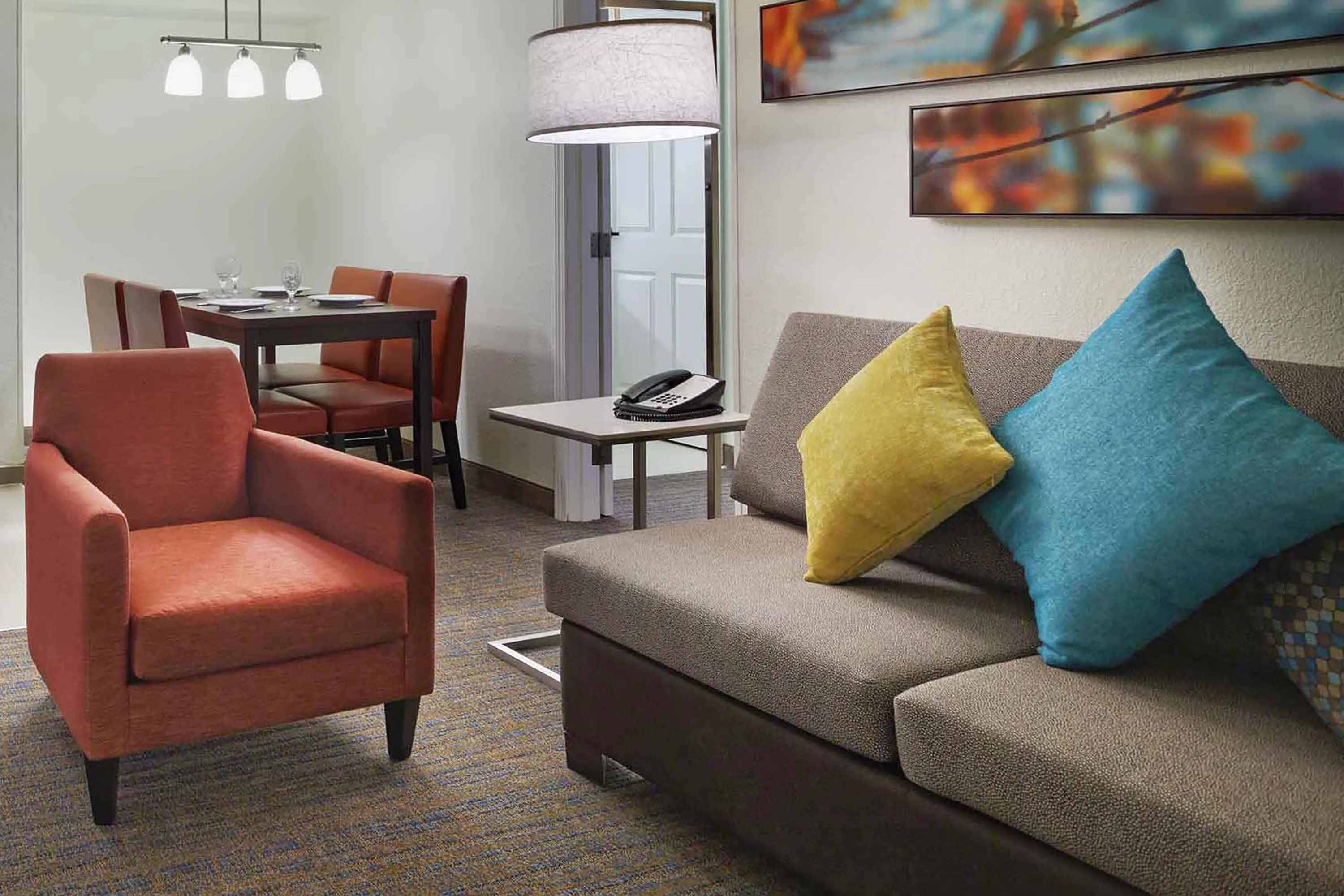1 Bedroom Suite - 2 Queen Beds