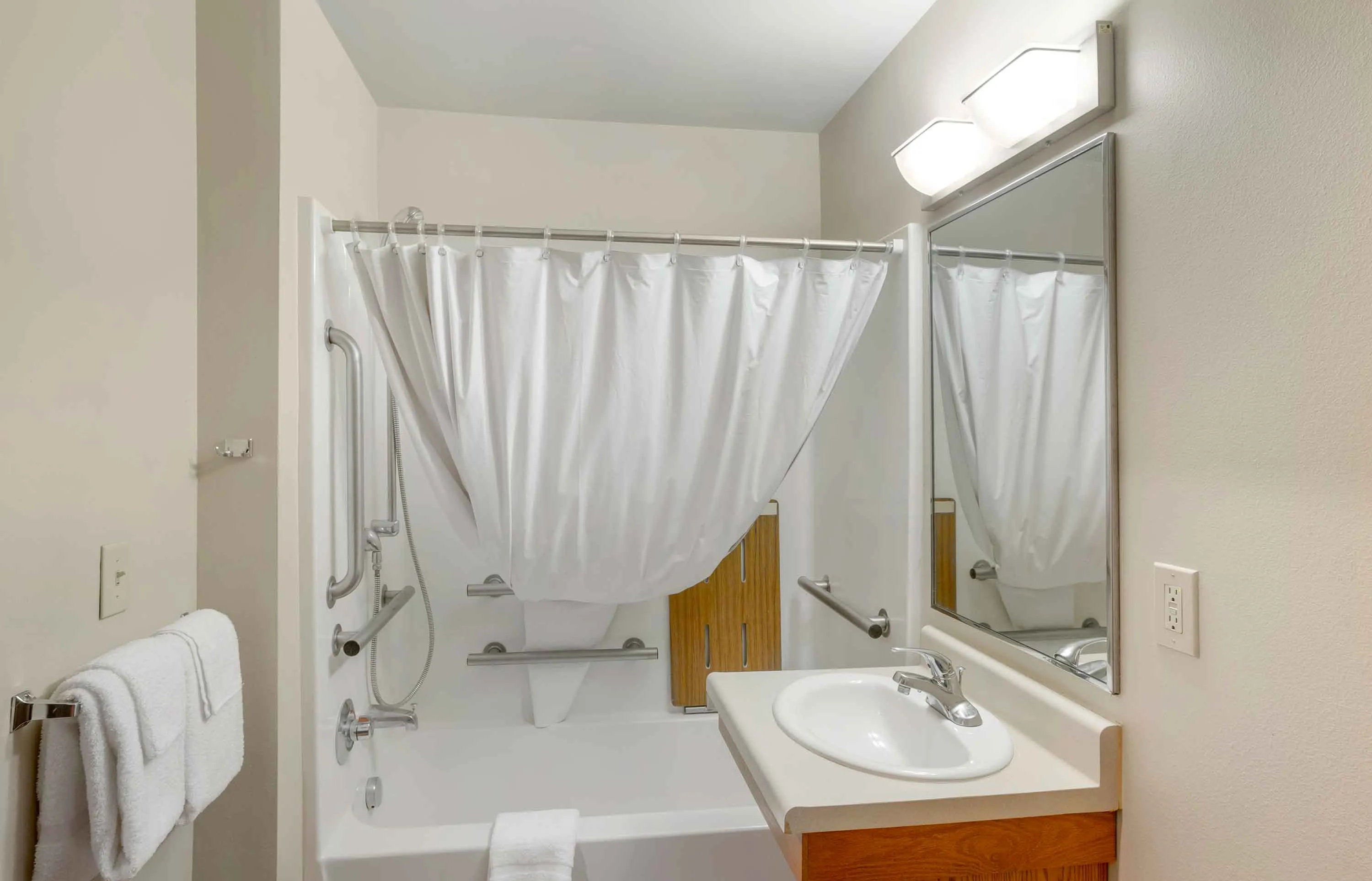 Studio Suite - 2 Queen Beds