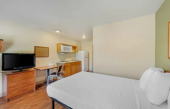 Studio Suite - 1 Queen Bed