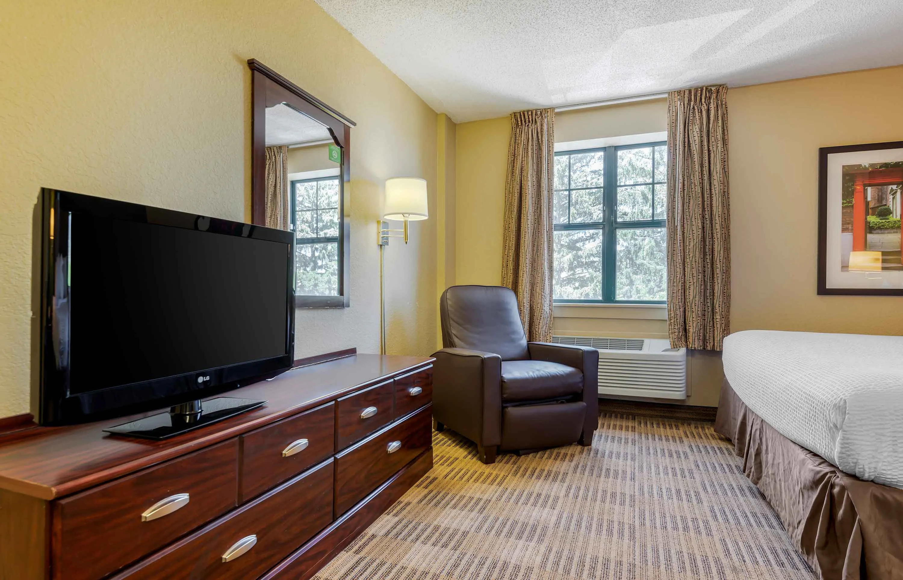 Studio Suite - 1 King Bed