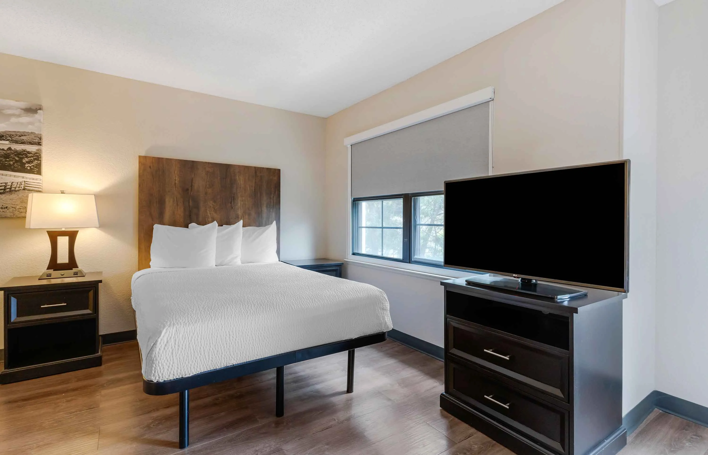 Studio Suite - 2 Full Beds