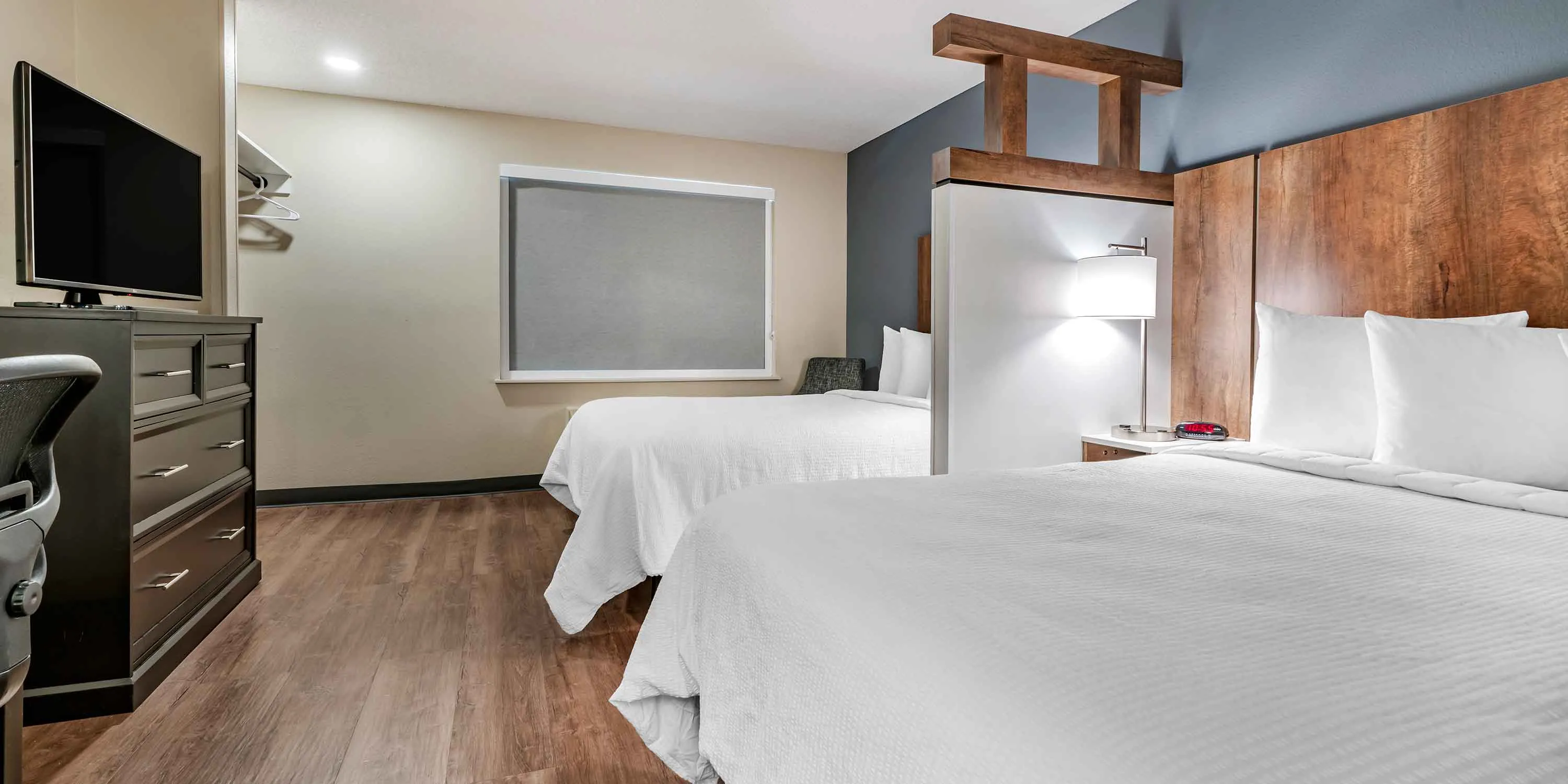 Studio Suite - 2 Full Beds