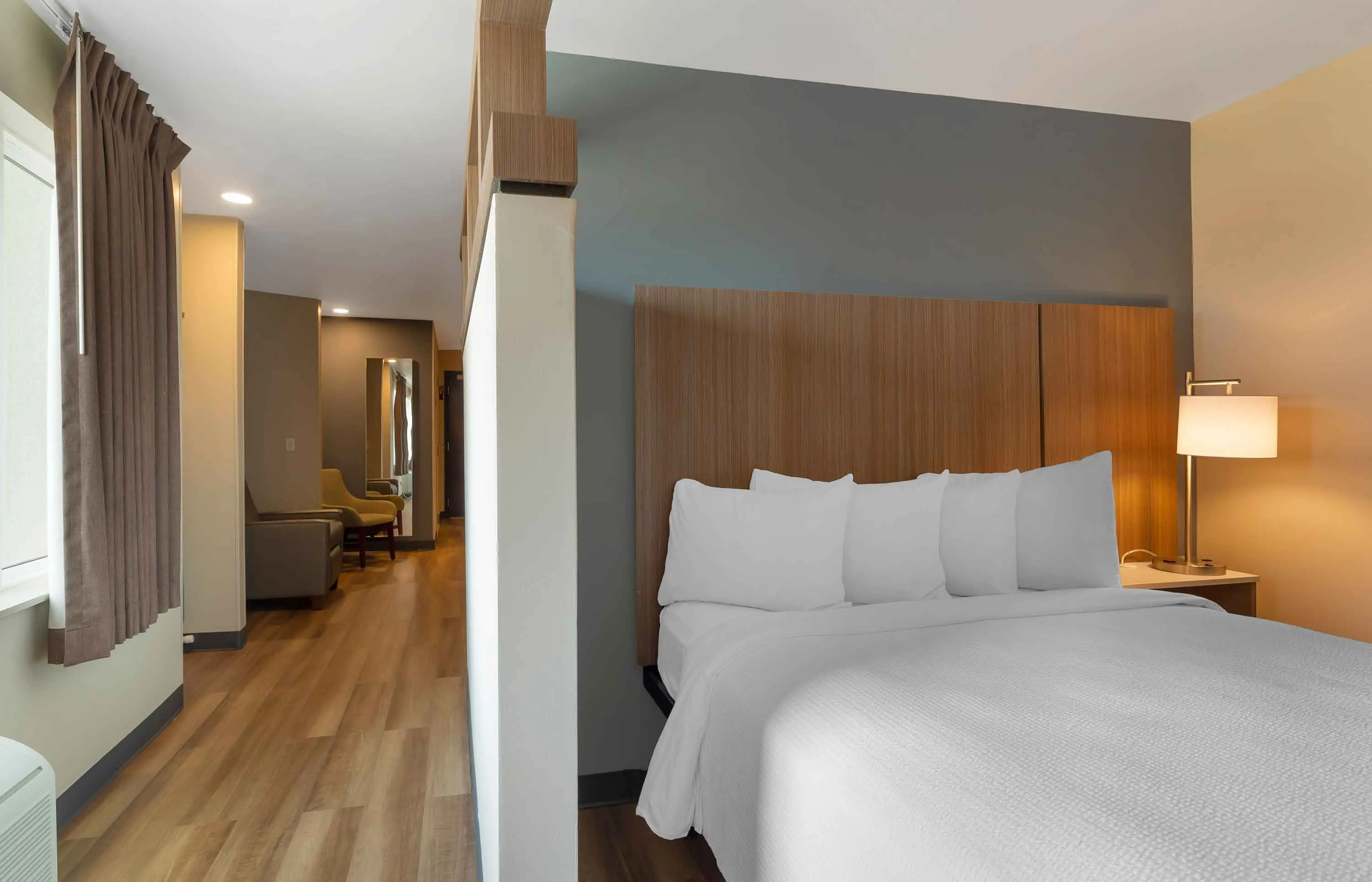 Studio Suite - 2 Queen Beds