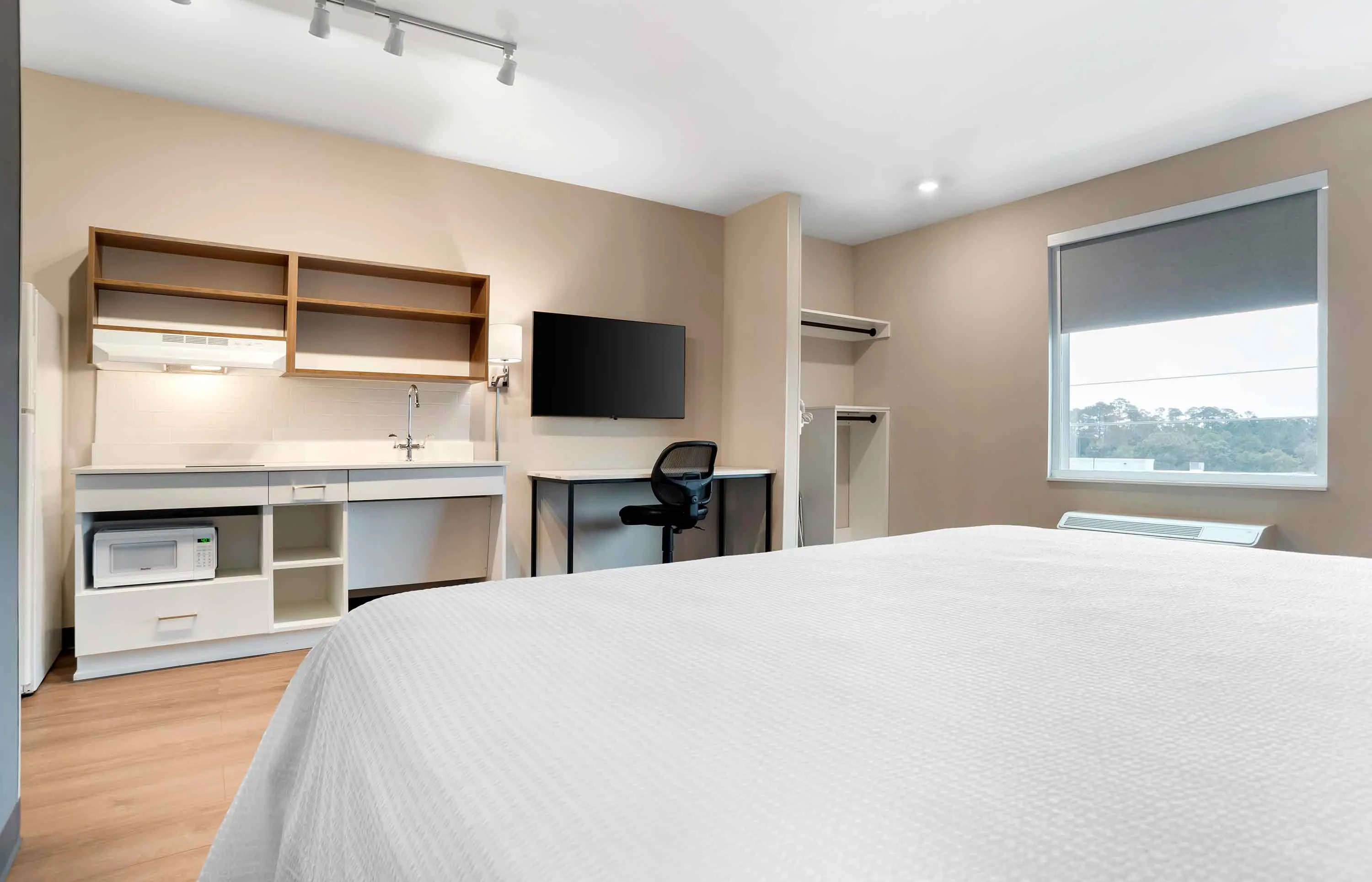 Studio Suite - 1 King Bed