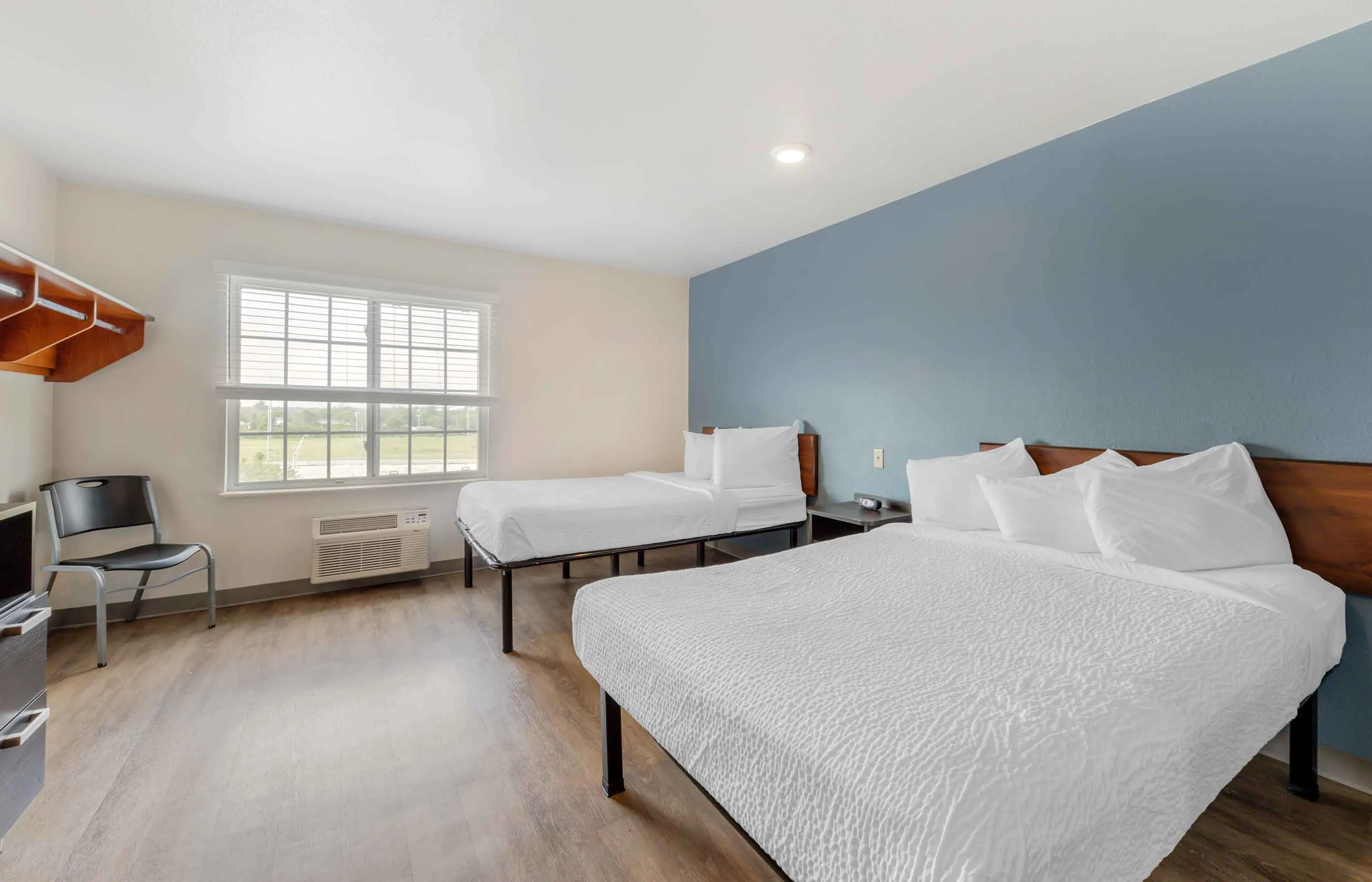 Studio Suite - 2 Full Beds
