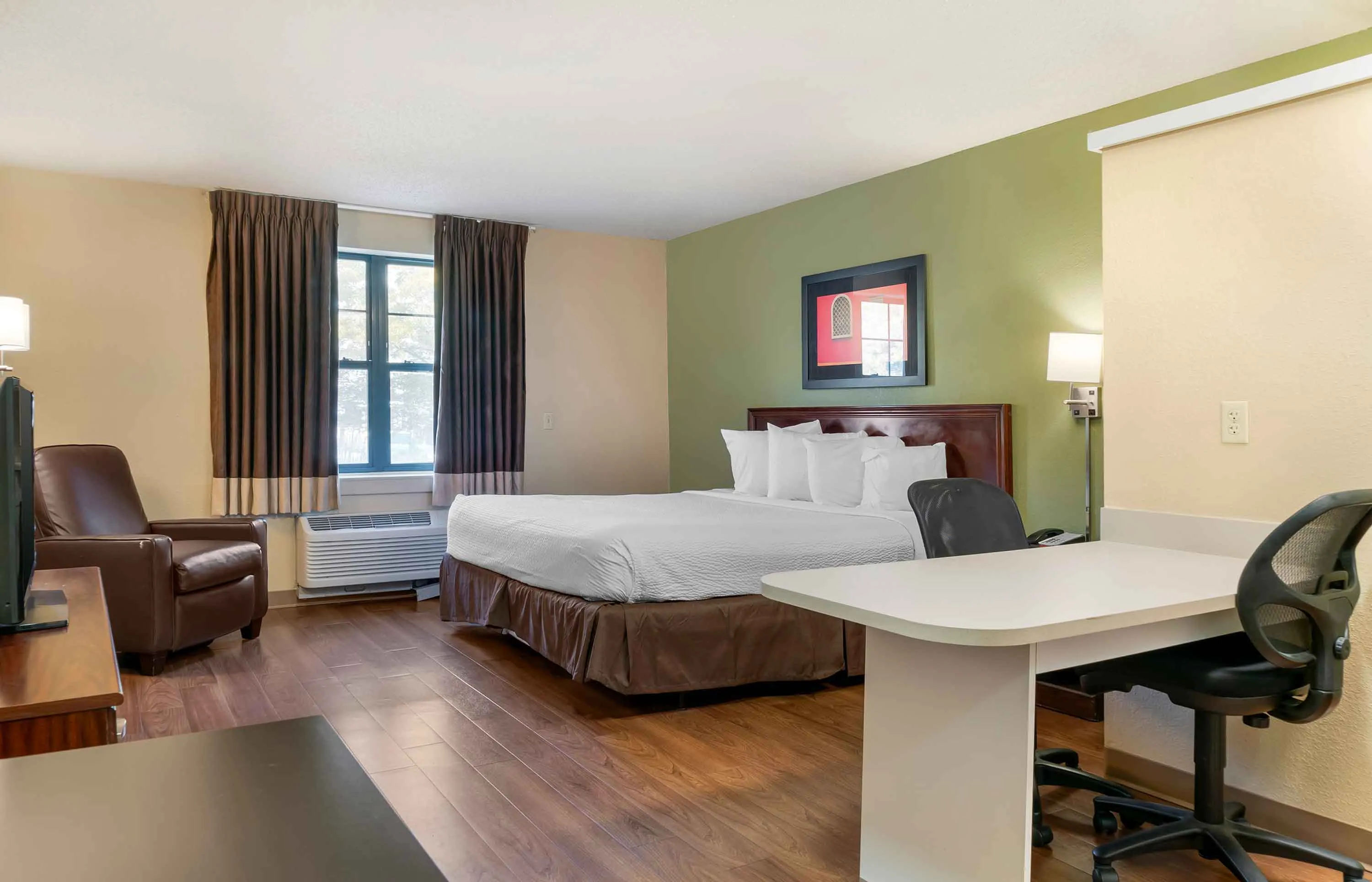 Studio Suite - 1 King Bed