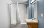 Studio Suite - 2 Full Beds