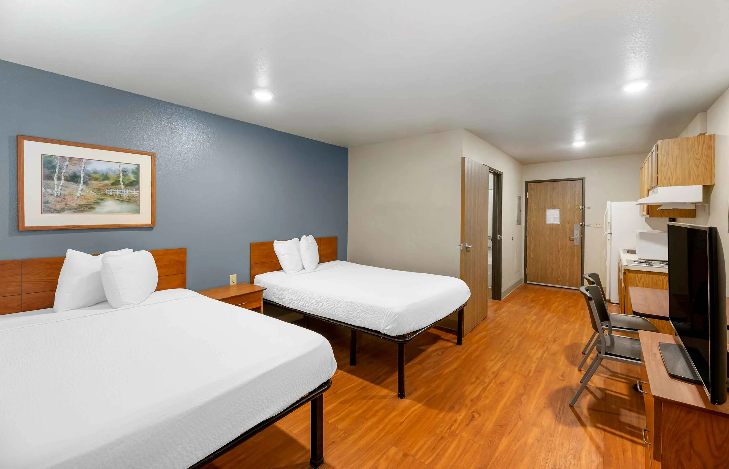 Studio Suite - 2 Full Beds