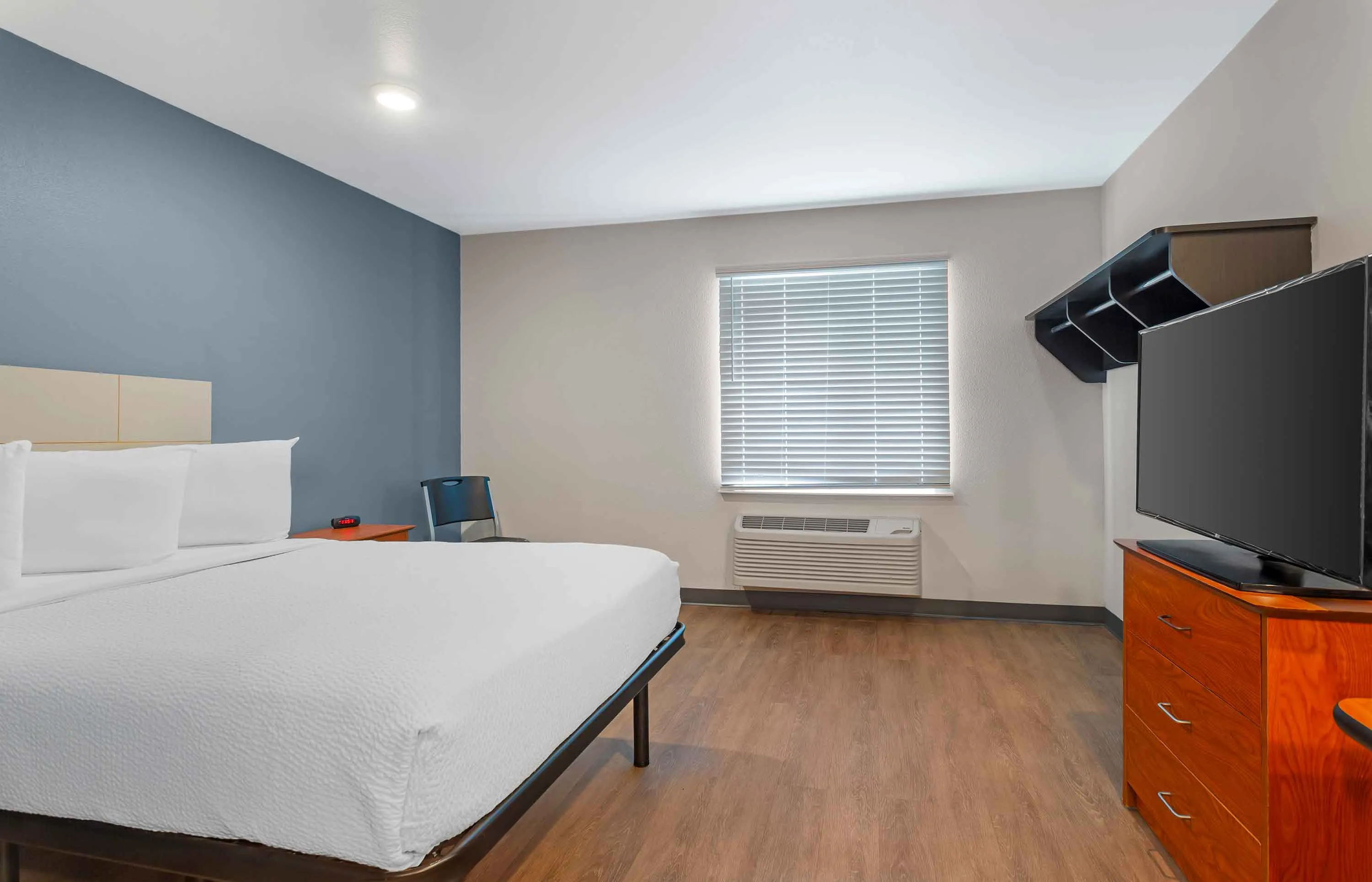 Studio Suite - 1 Full Bed