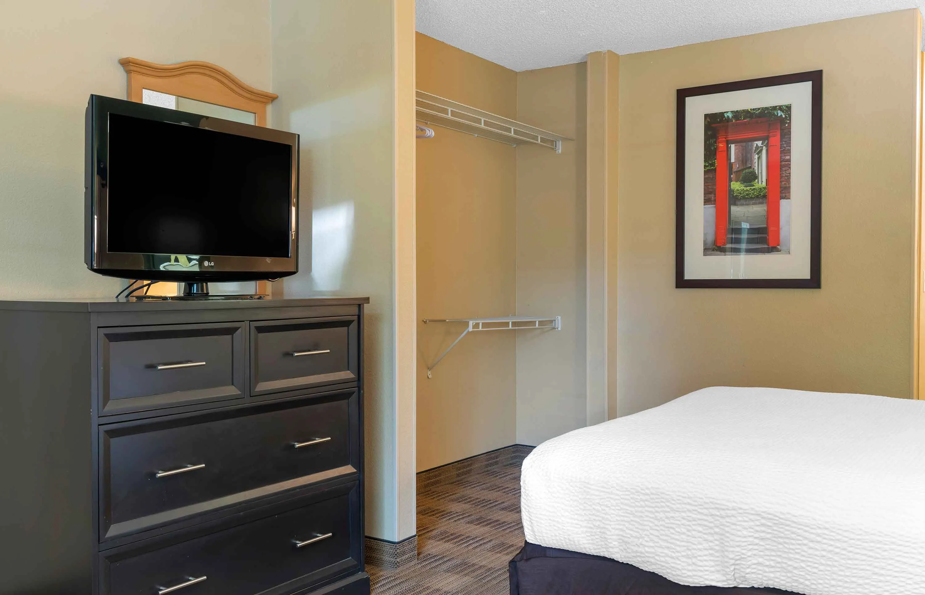 Studio Suite - 1 Queen Bed