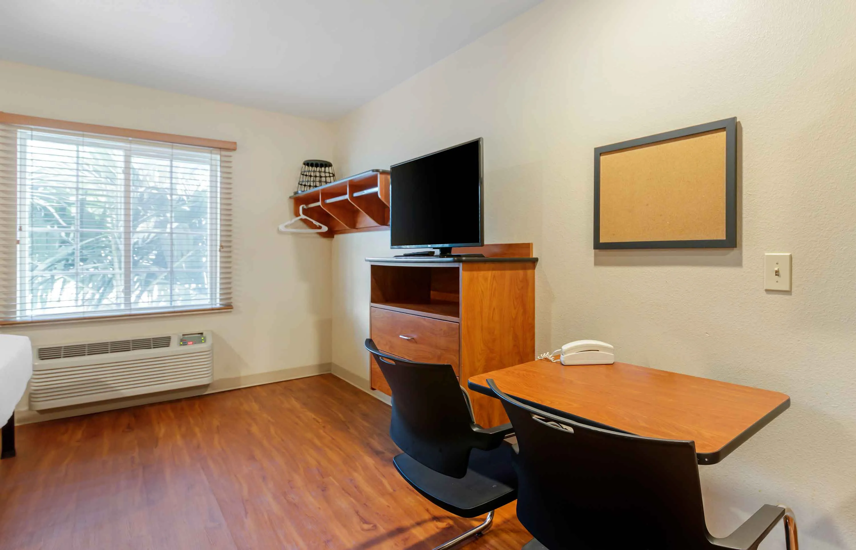 Studio Suite - 2 Full Beds