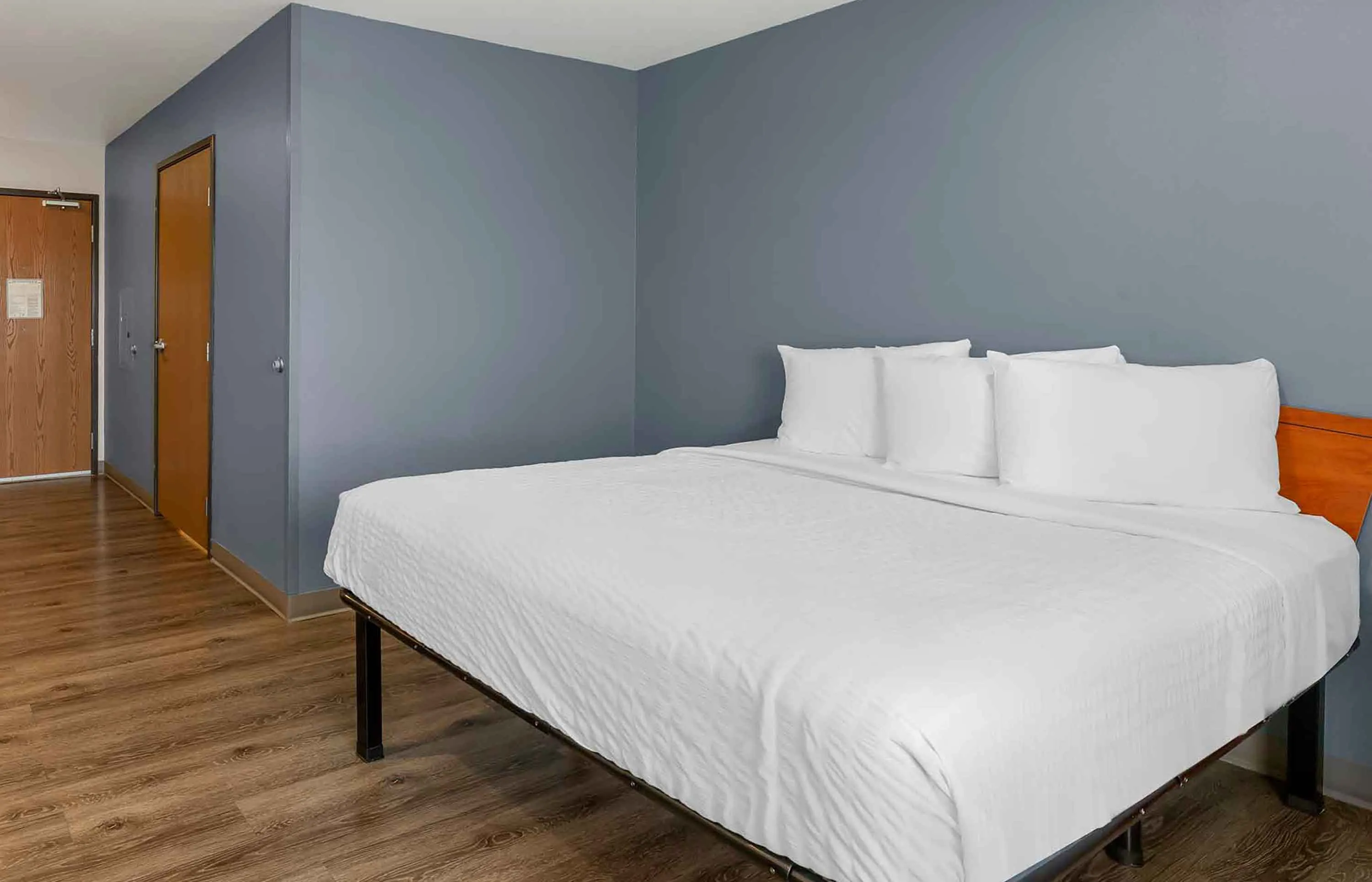 Studio Suite - 1 Full Bed