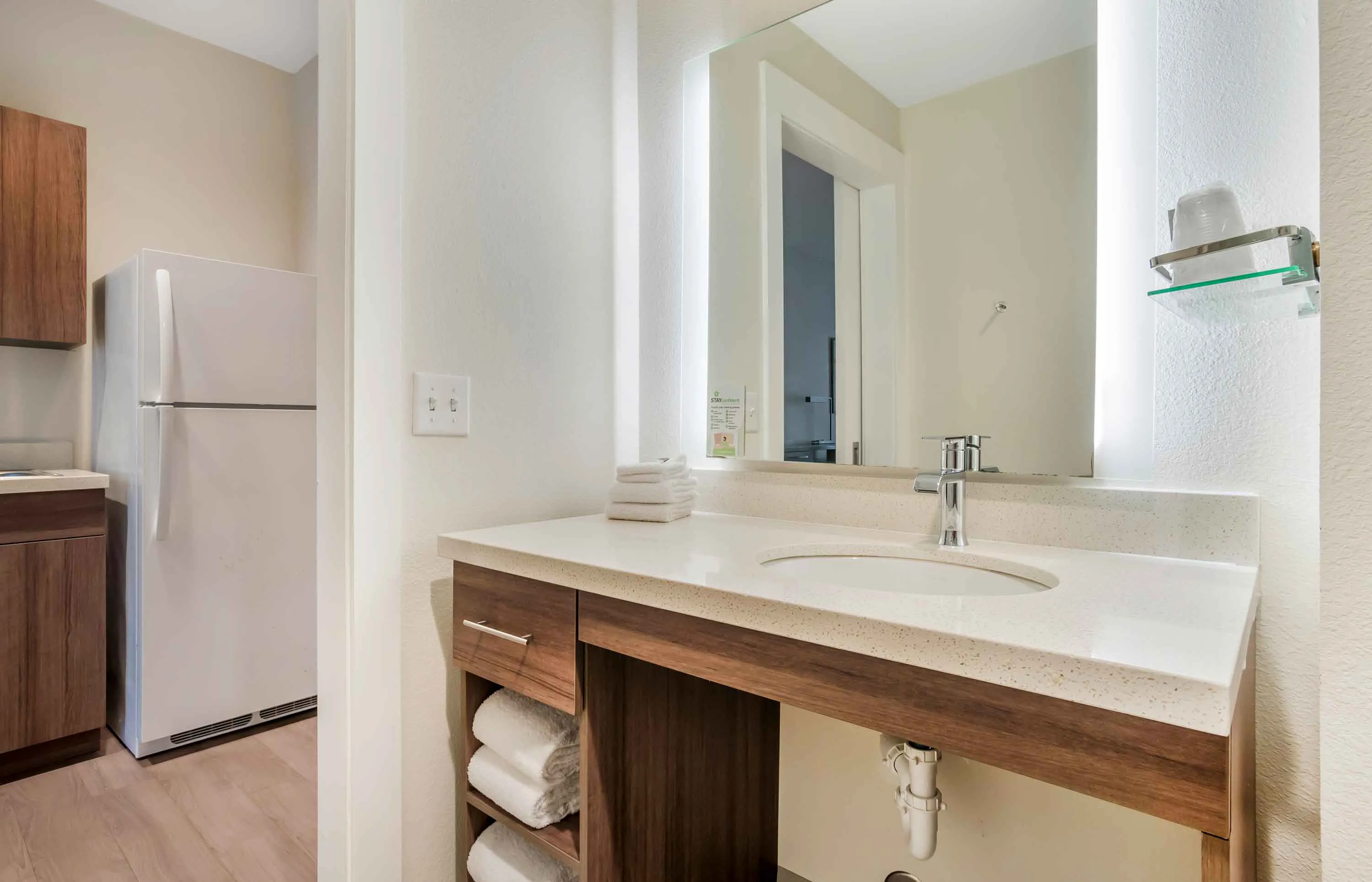 Studio Suite - 1 Queen Bed