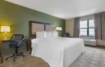 Deluxe Studio - 1 King Bed
