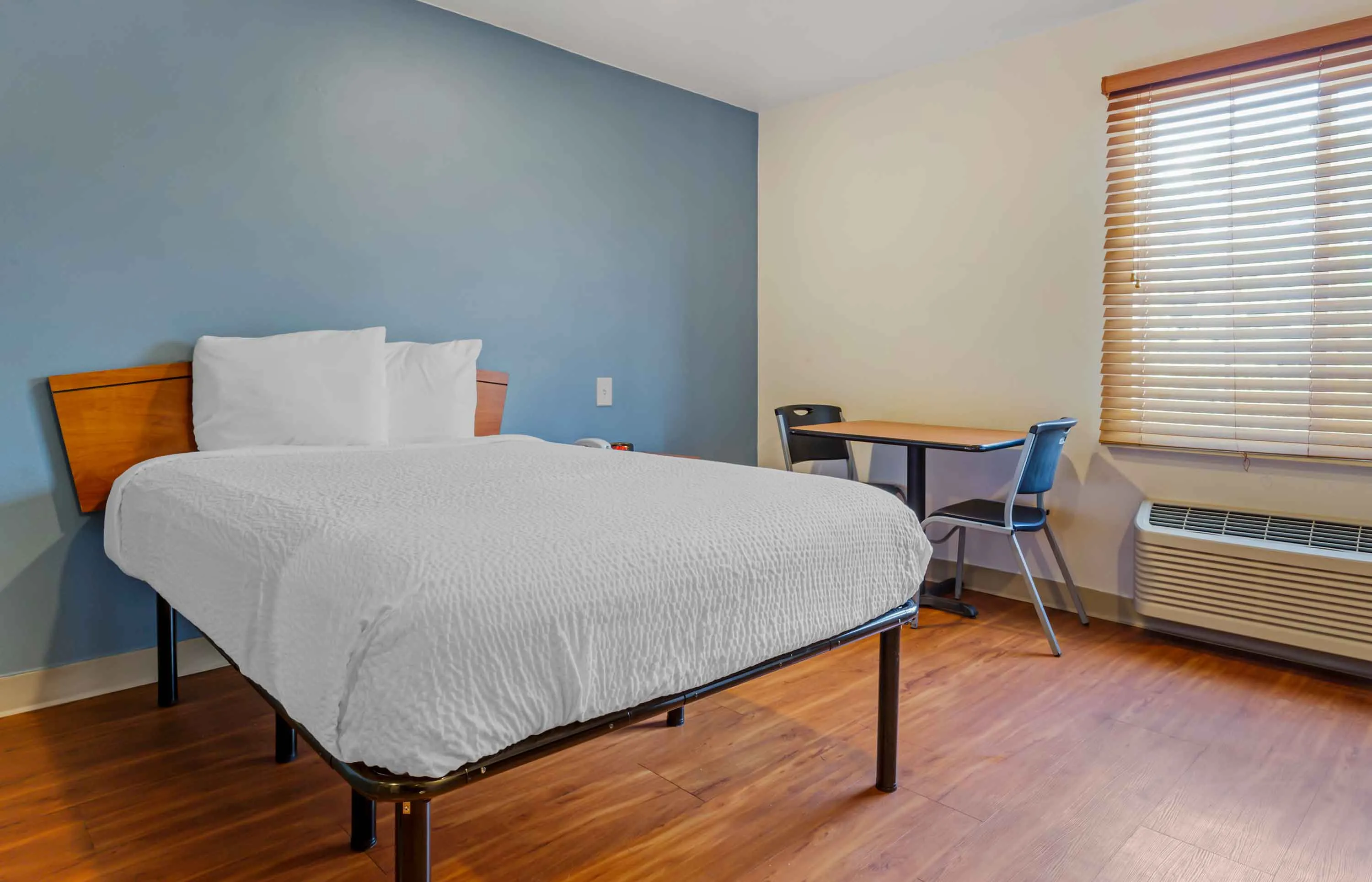 Studio Suite - 1 Full Bed