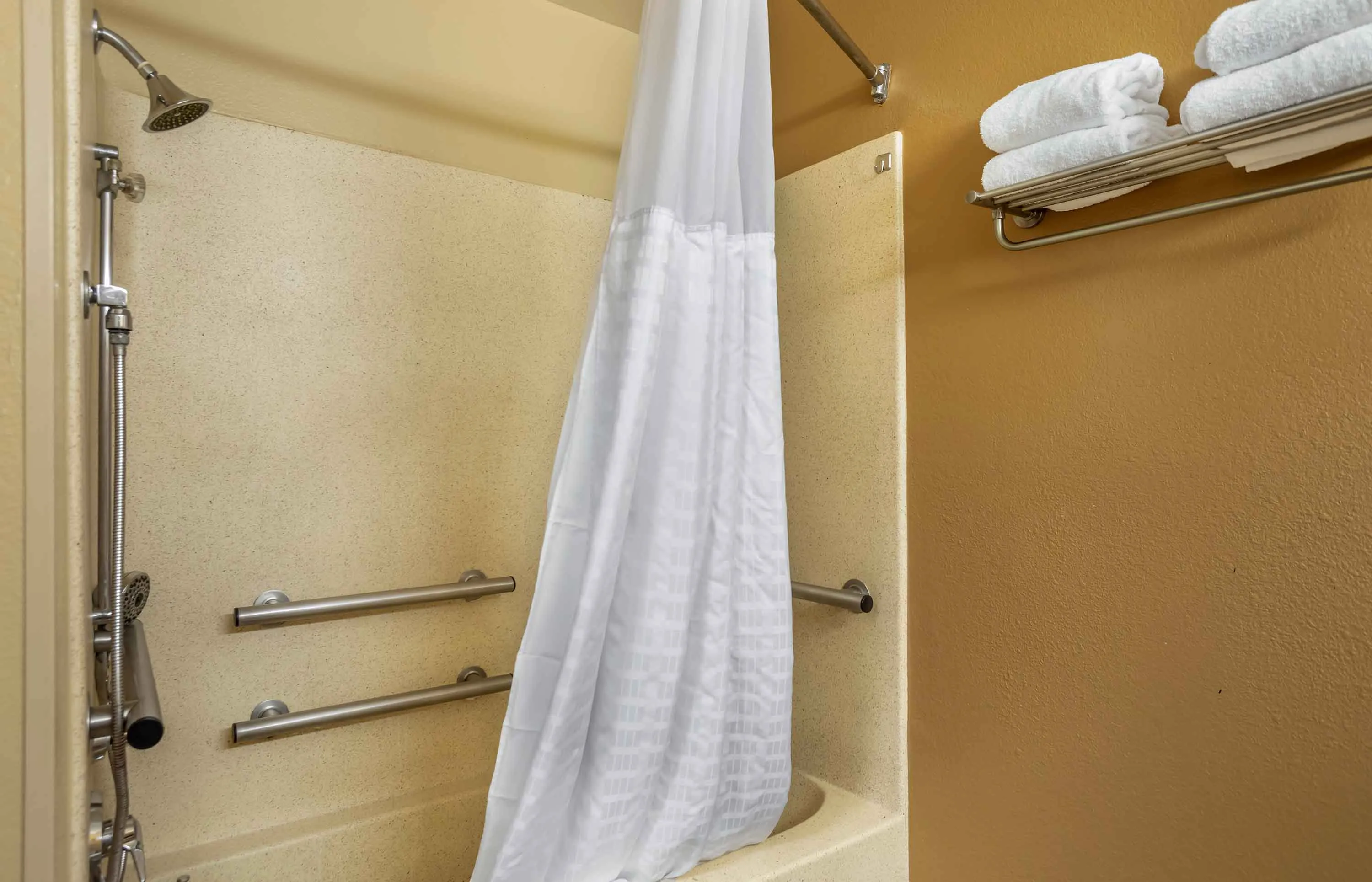 Studio Suite - 1 King Bed