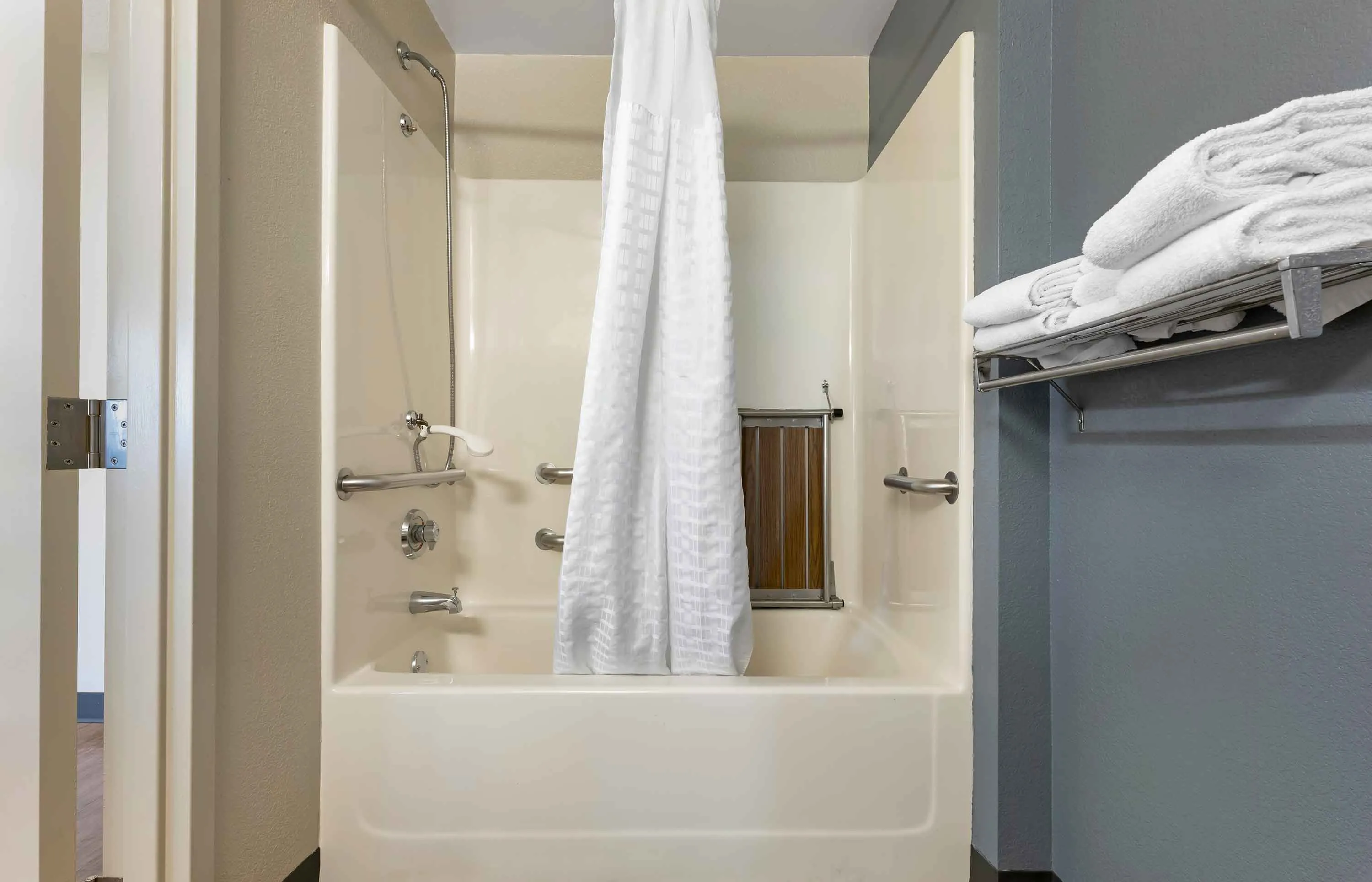 Studio Suite - 1 King Bed