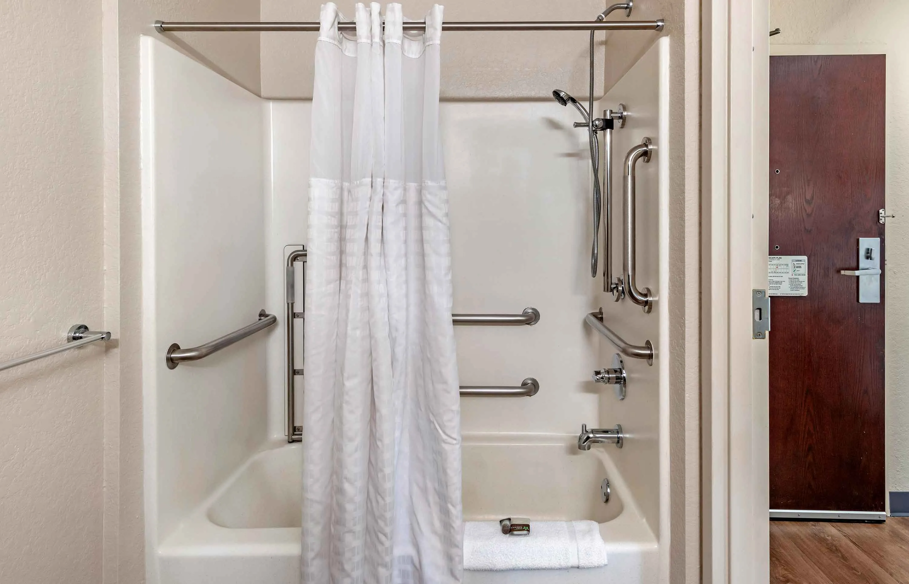 Studio Suite - 1 Queen Bed