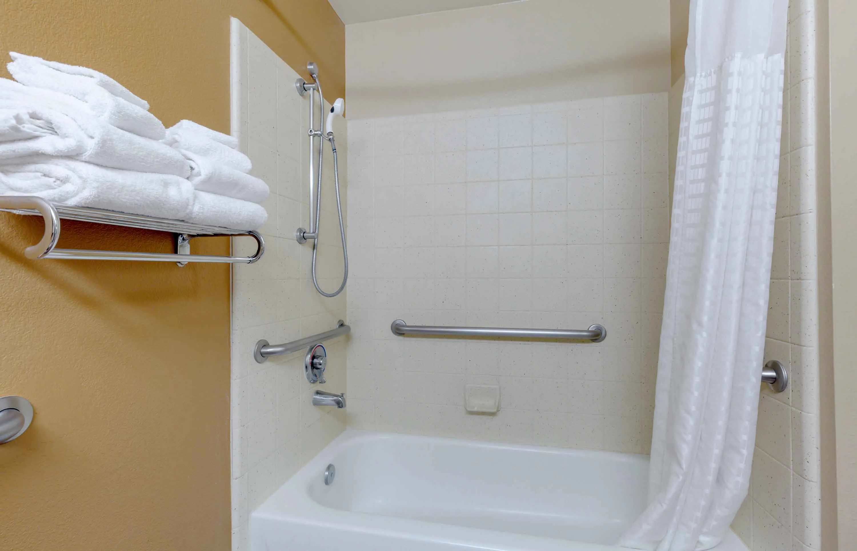 Studio Suite - 1 Queen Bed