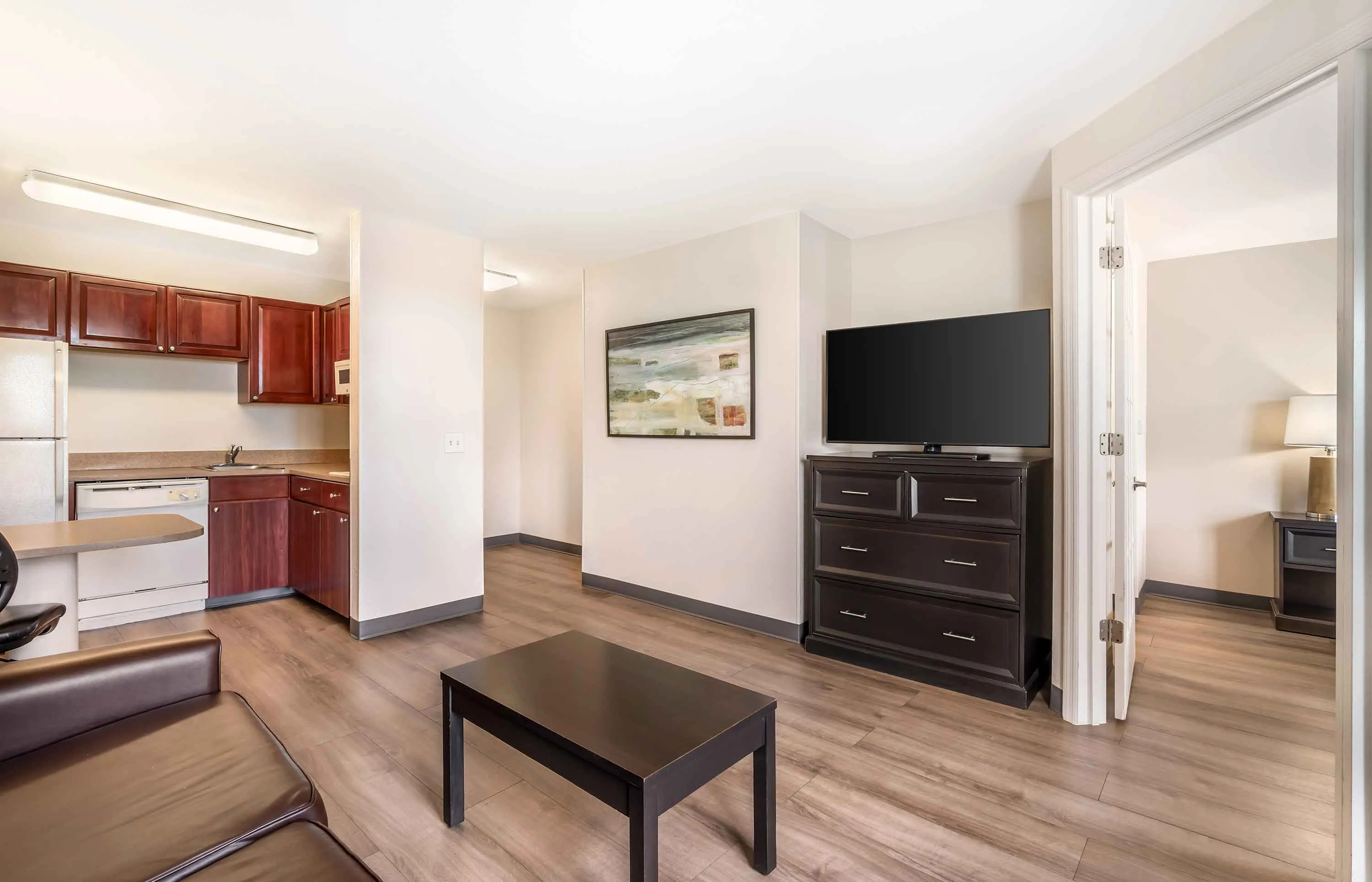 Executive Suite - 1 King Bed