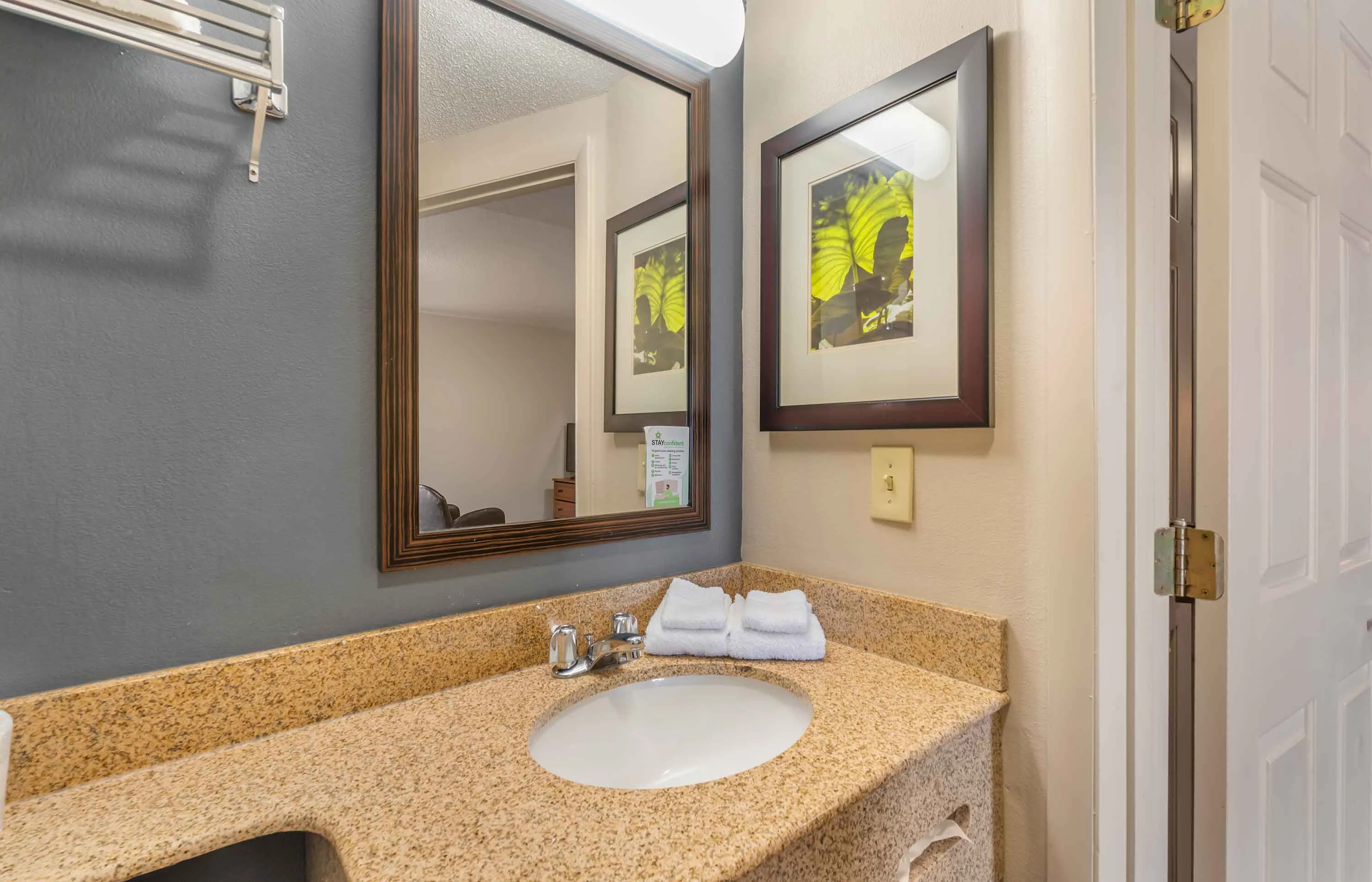 Studio Suite - 2 Queen Beds