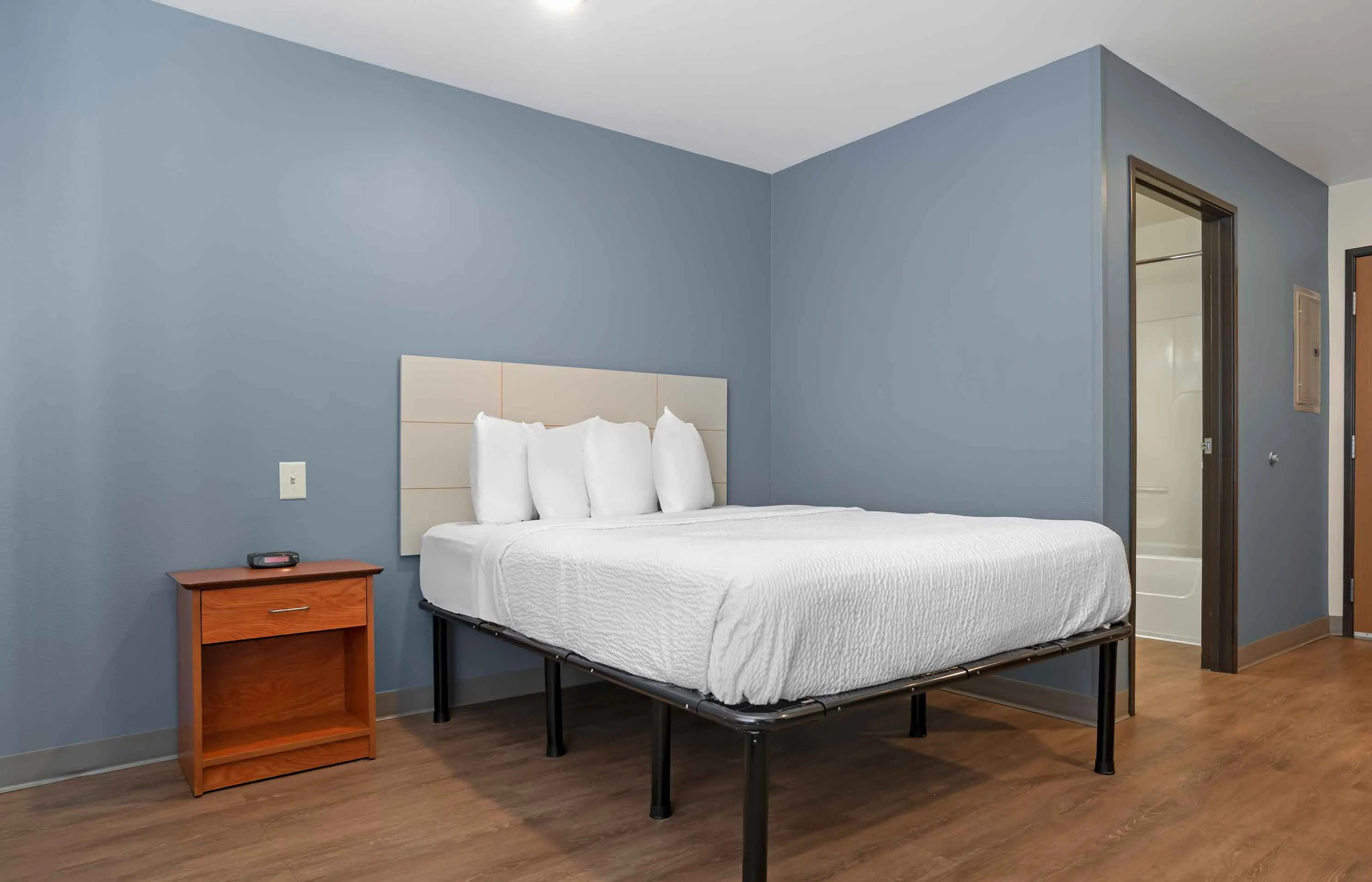 Studio Suite - 1 Queen Bed