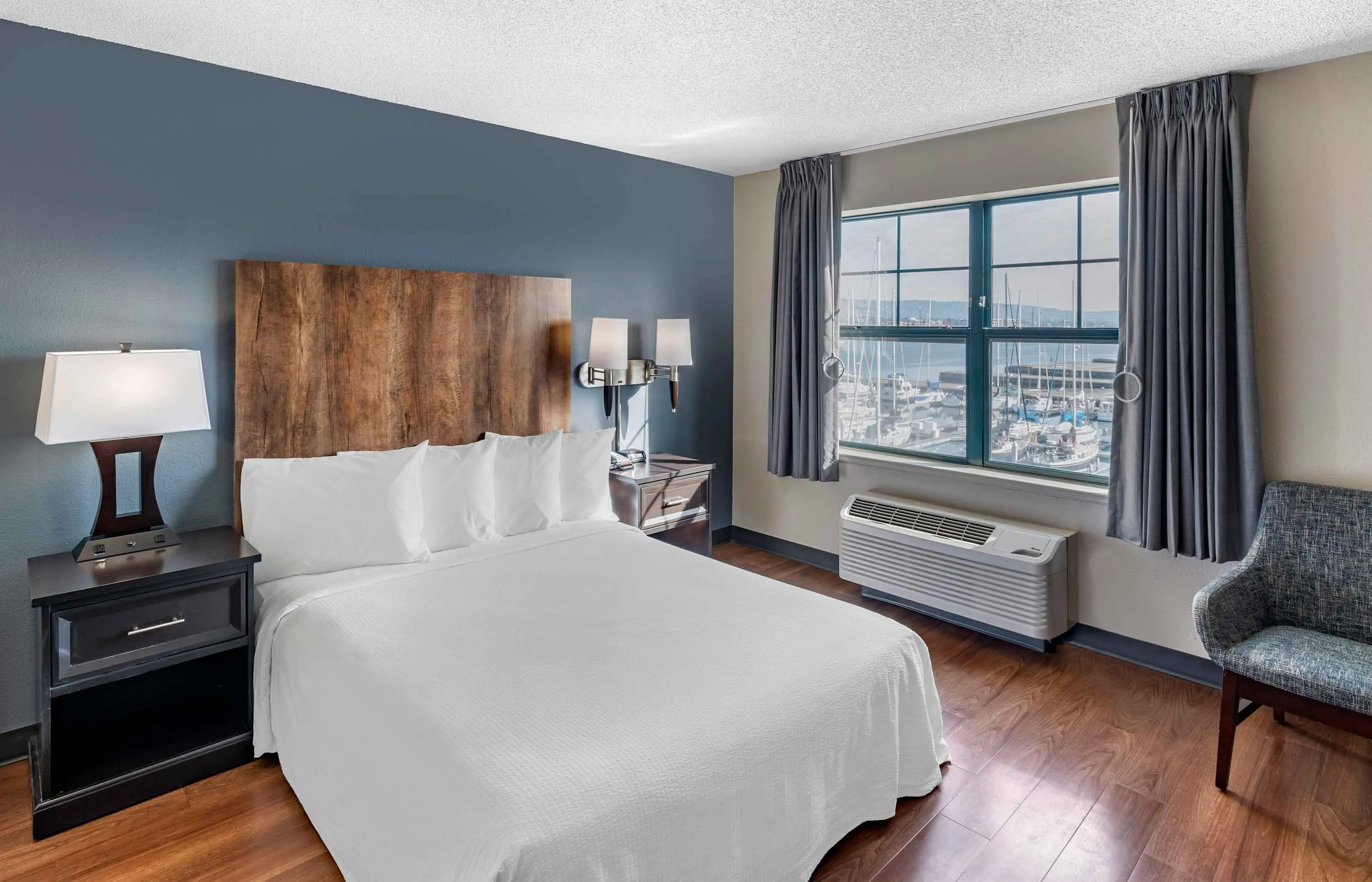 Studio Suite - 1 Queen Bed