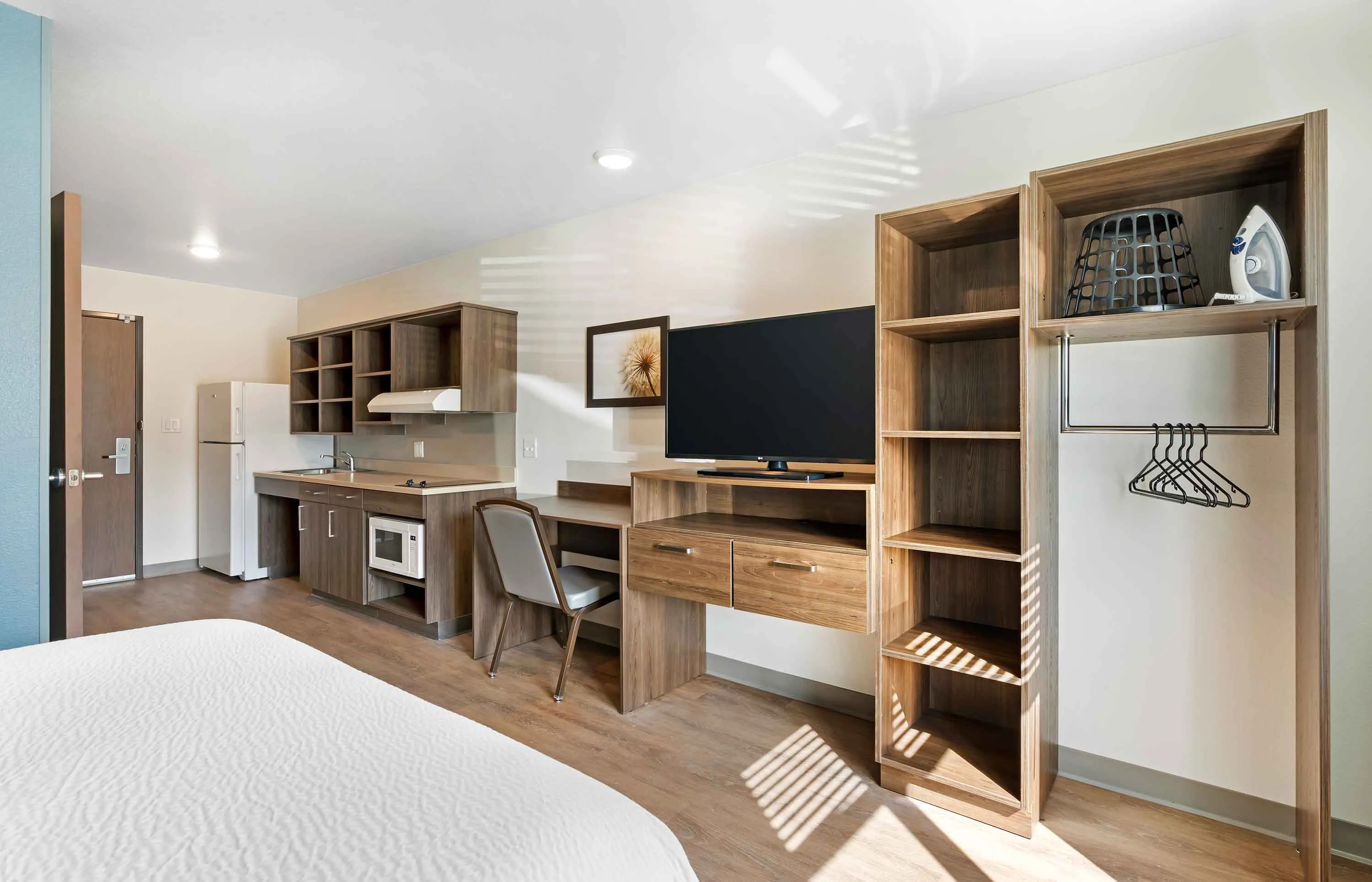 Studio Suite - 1 Queen Bed