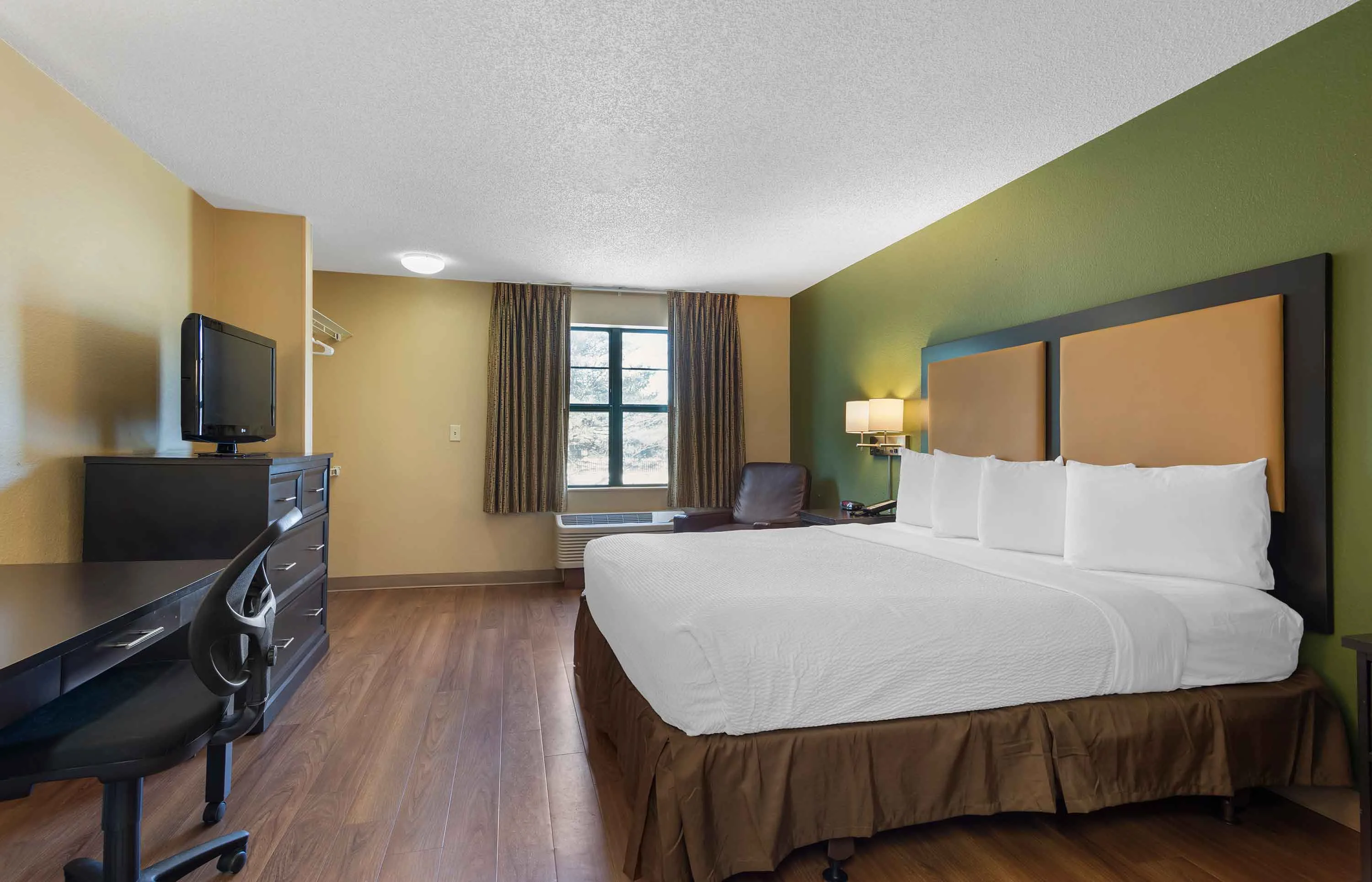 Studio Suite - 1 King Bed