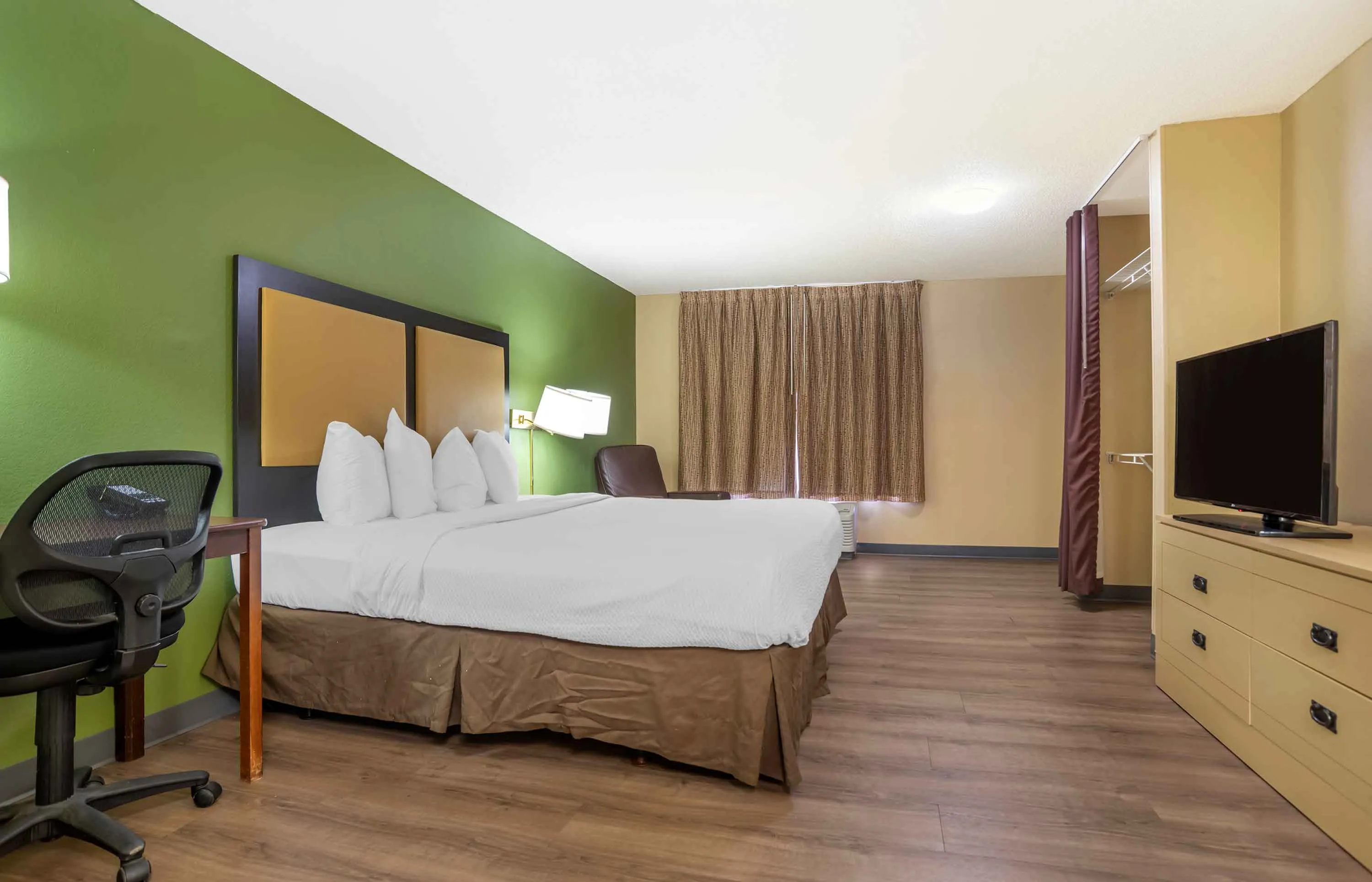 Studio Suite - 1 King Bed