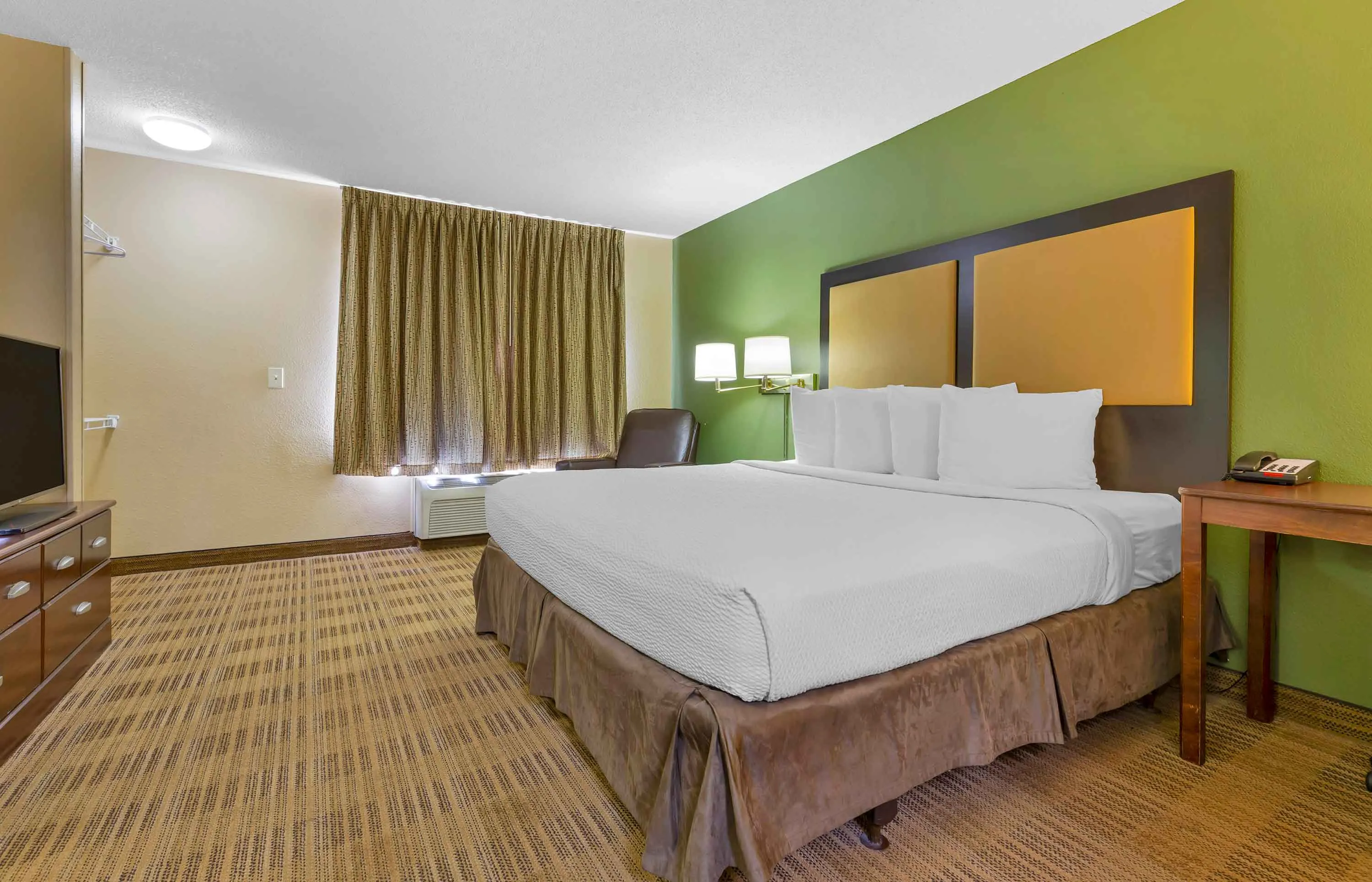 Studio Suite - 1 King Bed