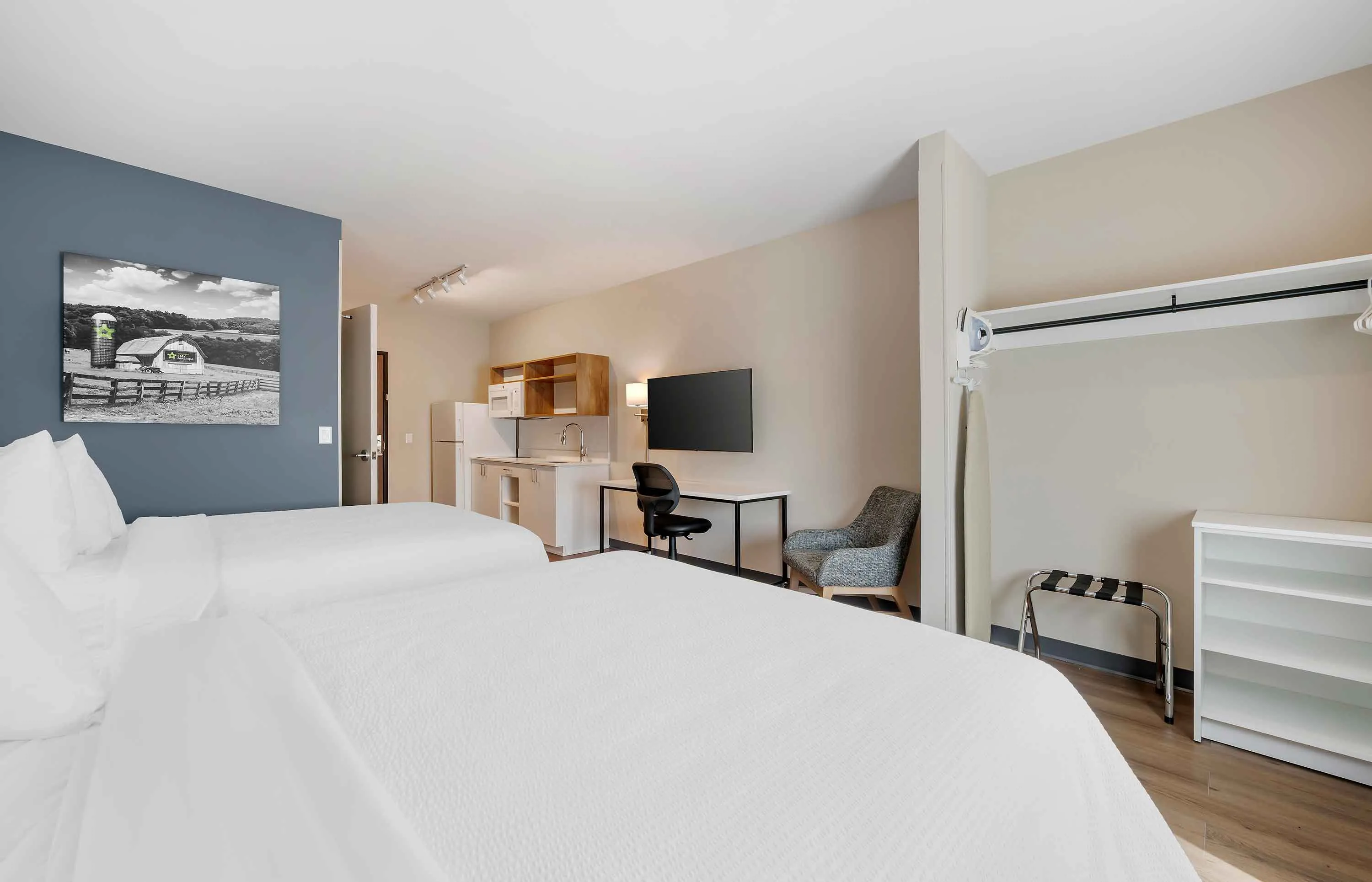Studio Suite - 2 Queen Beds
