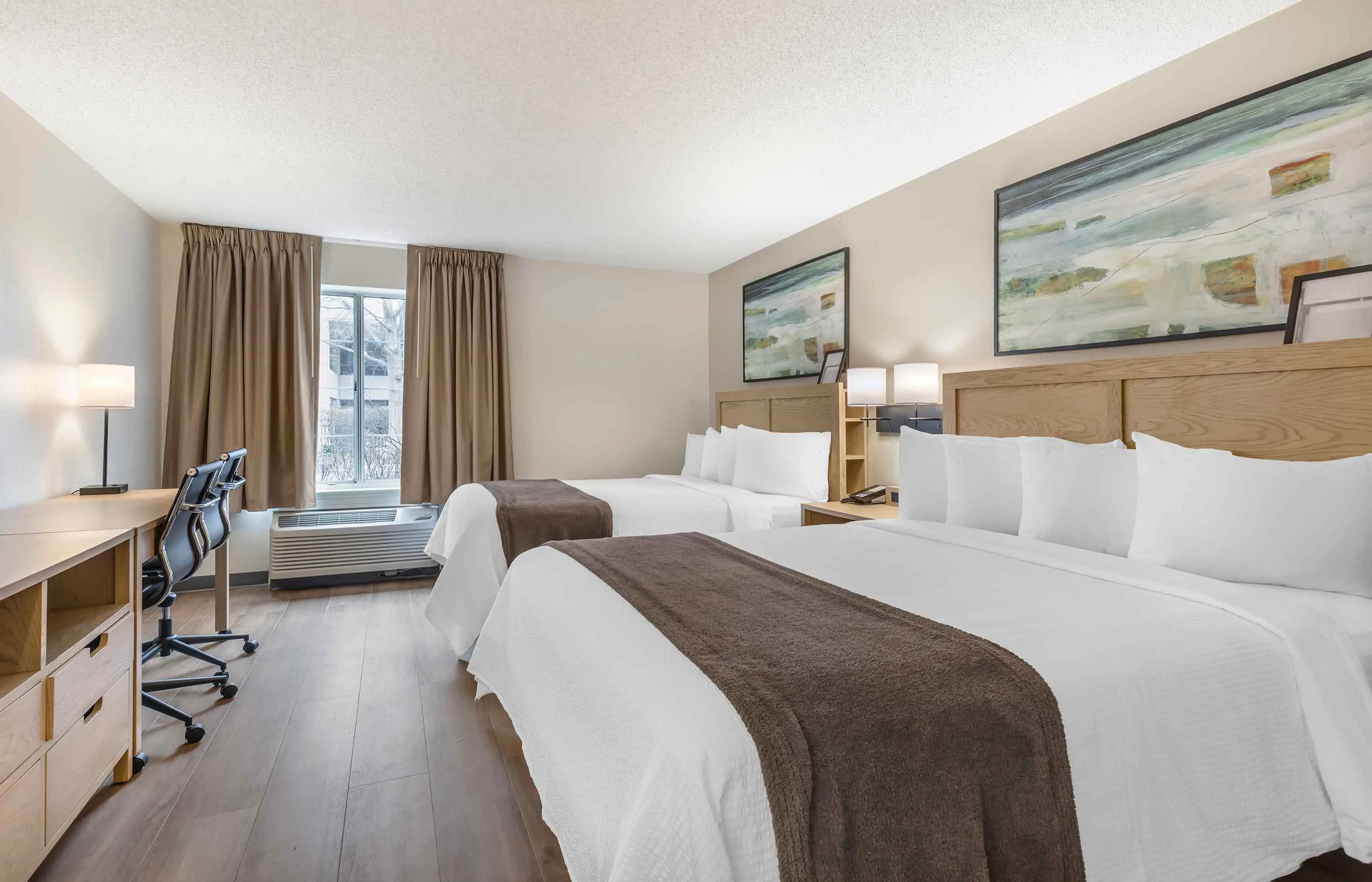 Studio Suite - 2 Queen Beds