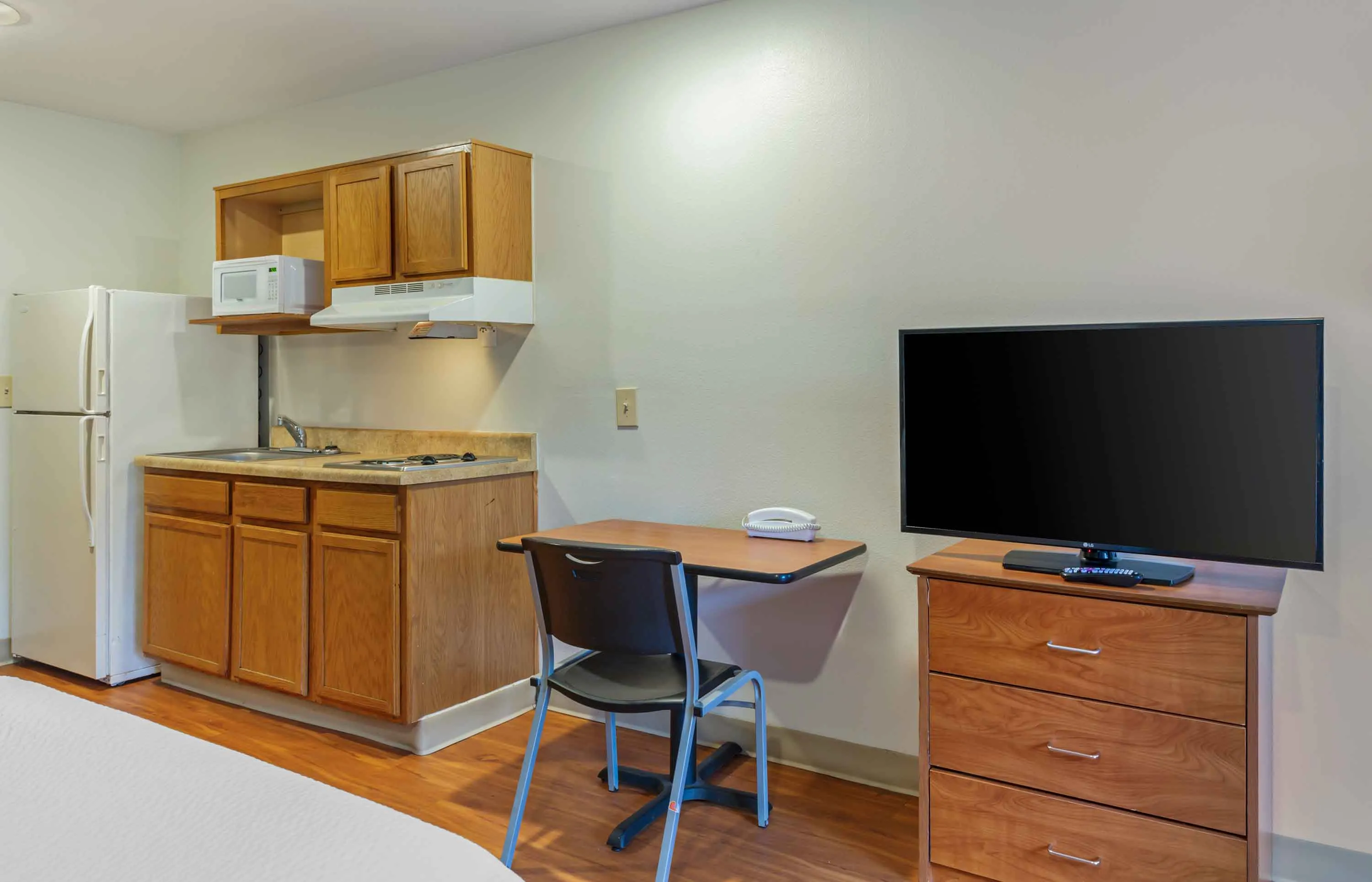 Studio Suite - 2 Full Beds