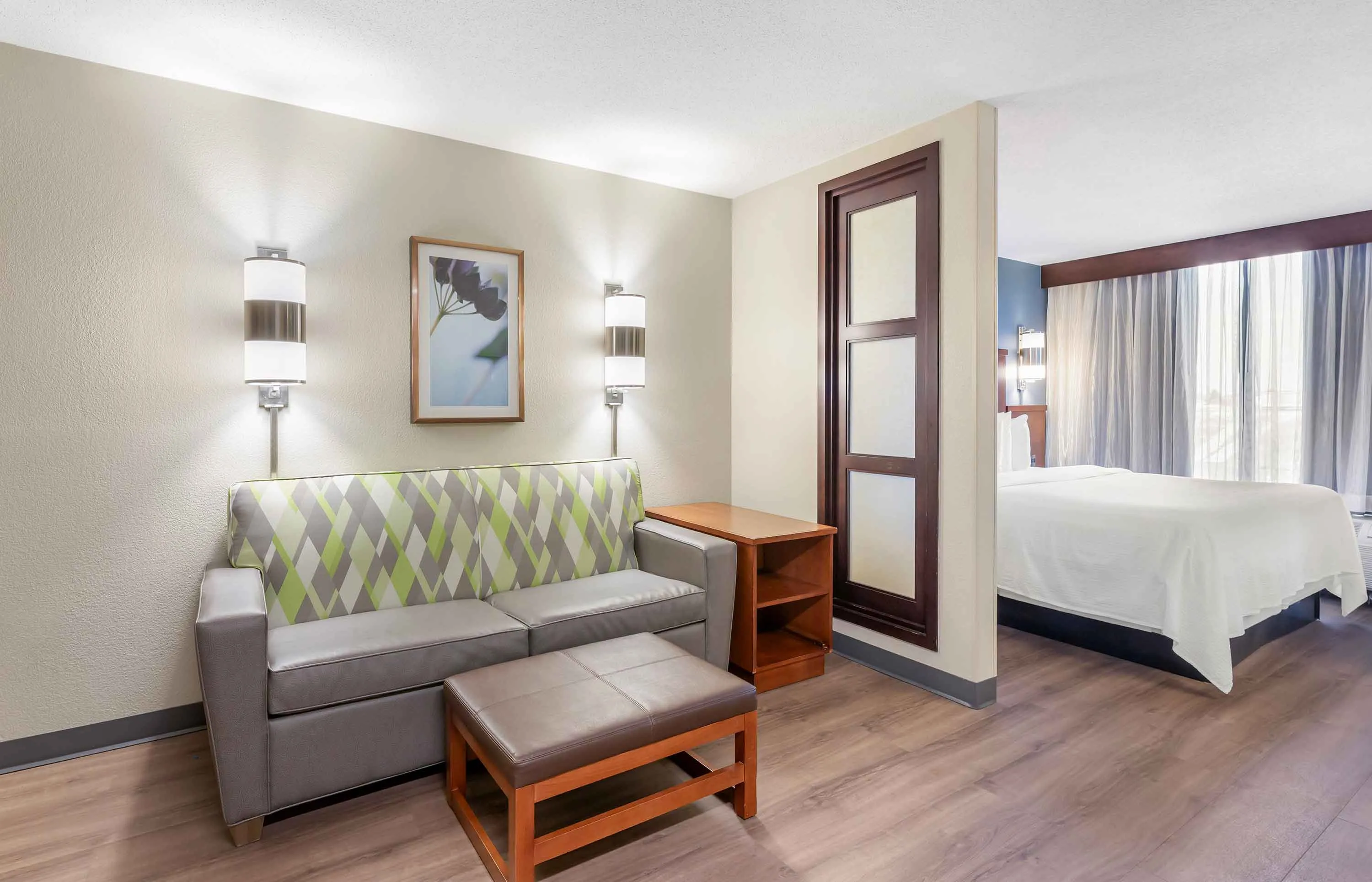 Superior Studio - 1 King Bed
