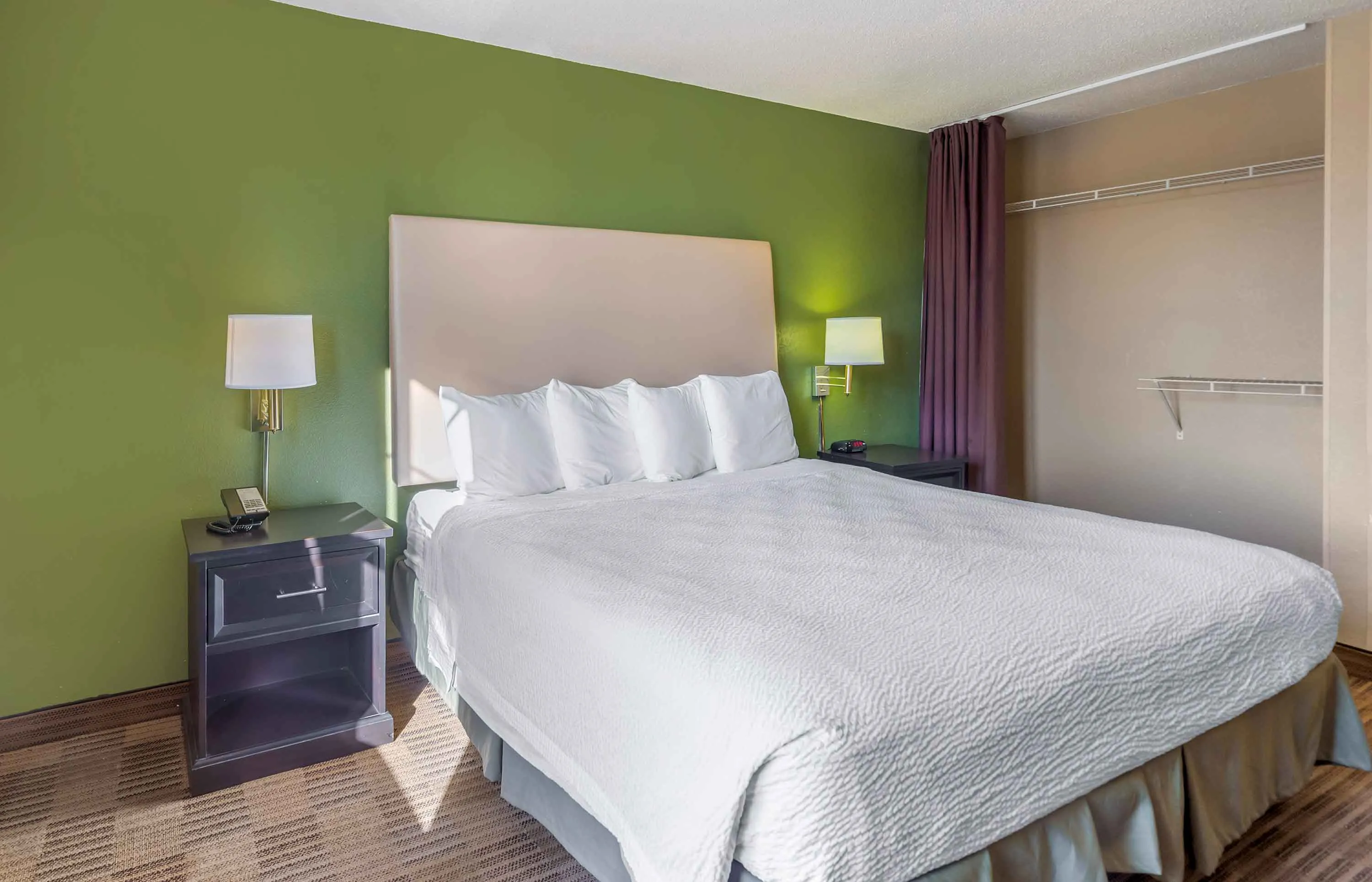 Studio Suite - 1 Queen Bed